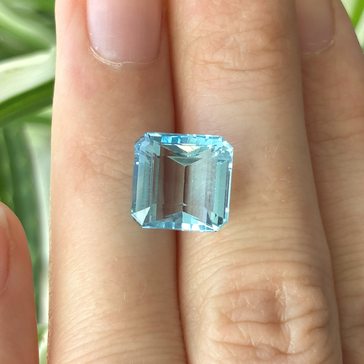 5.63 carat Aquamarine, Approx. 10.5mm Square