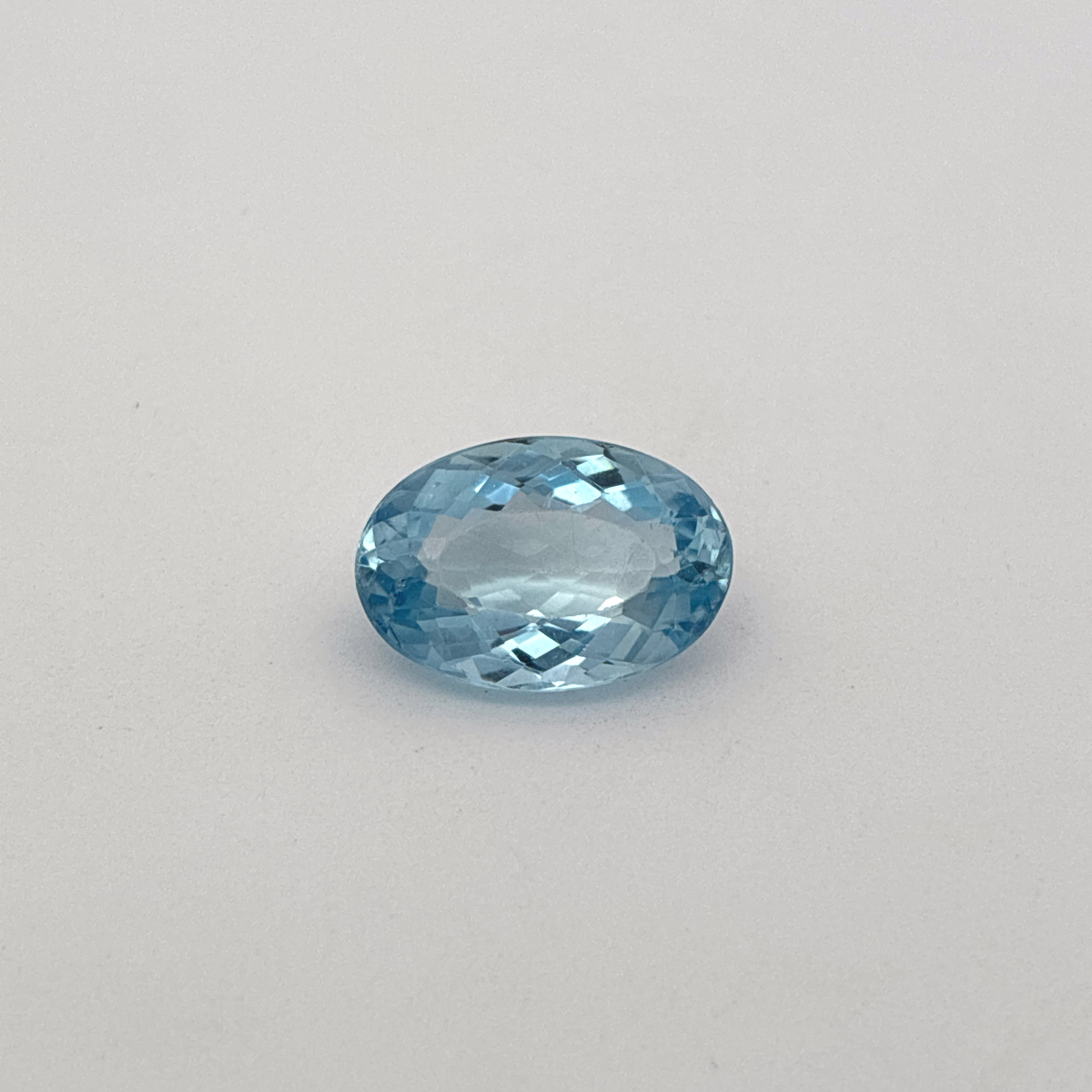3.55 carat Blue Aquamarine, 12.5x8.5mm Oval cut Loose Gemstone