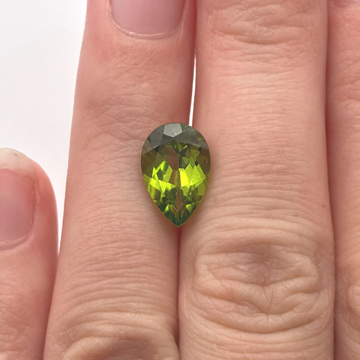 12x8mm Pear cut Peridot, 3.31 carats