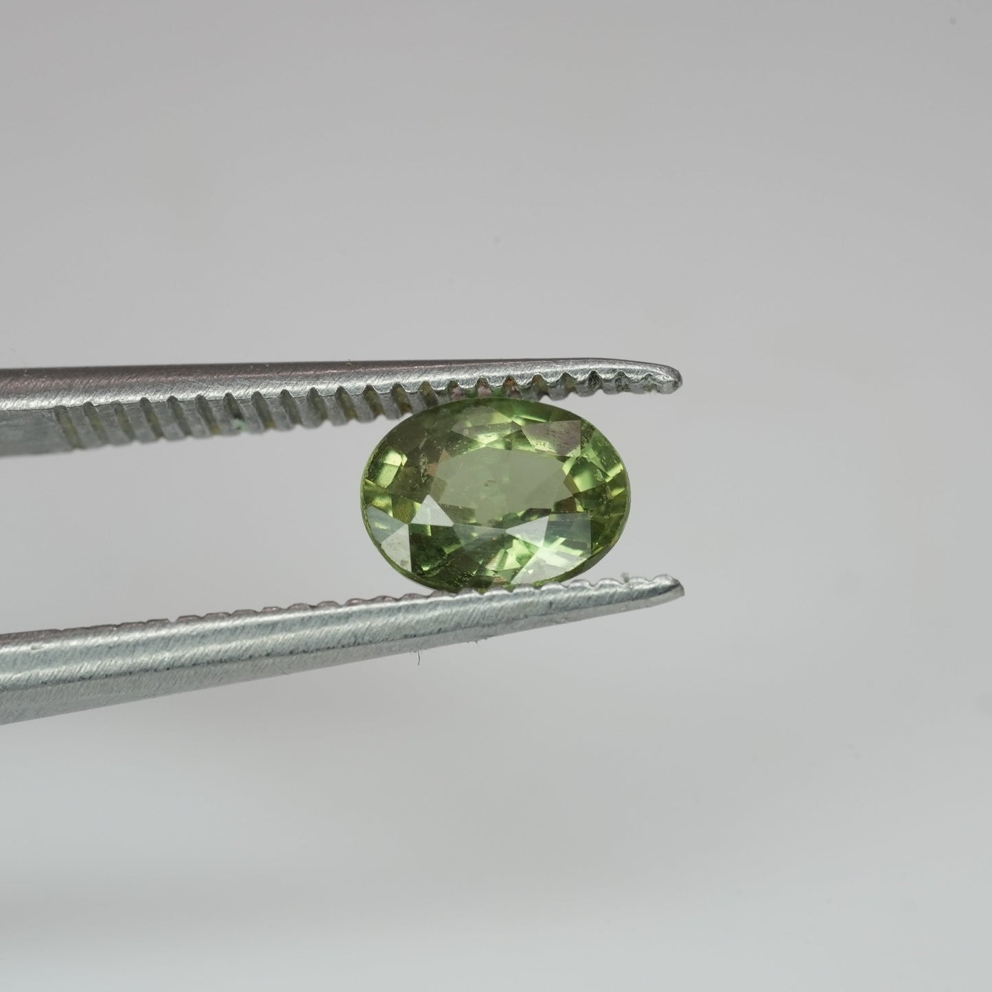 0.60 Carat Alexandrite 5.75x4.55mm Oval Cut Green to Purple Color Change