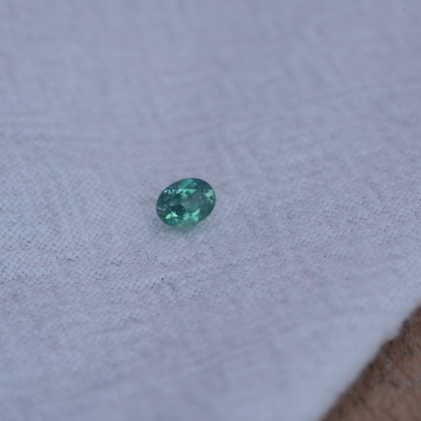 Natural Alexandrite 0.25 carat 4.15x3.15mm Oval Cut, Green to Purple Color Change