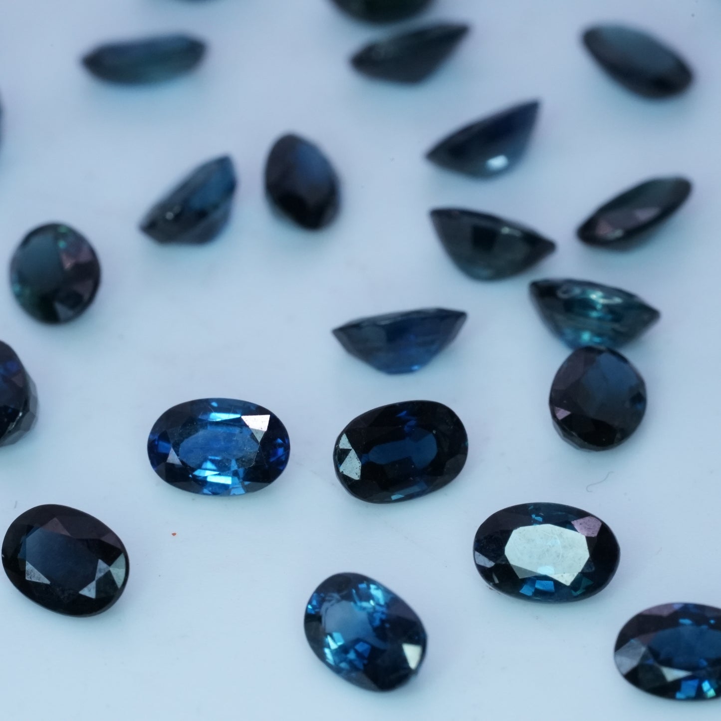ONE Greenish Blue Natural Sapphire 6x4mm Oval Cut