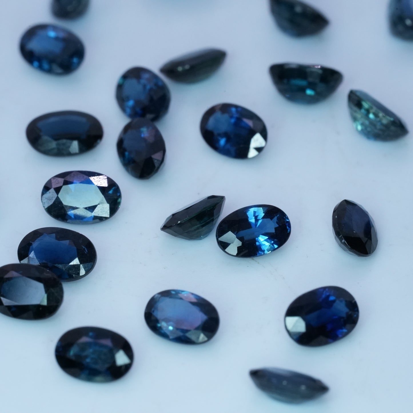 ONE Greenish Blue Natural Sapphire 6x4mm Oval Cut
