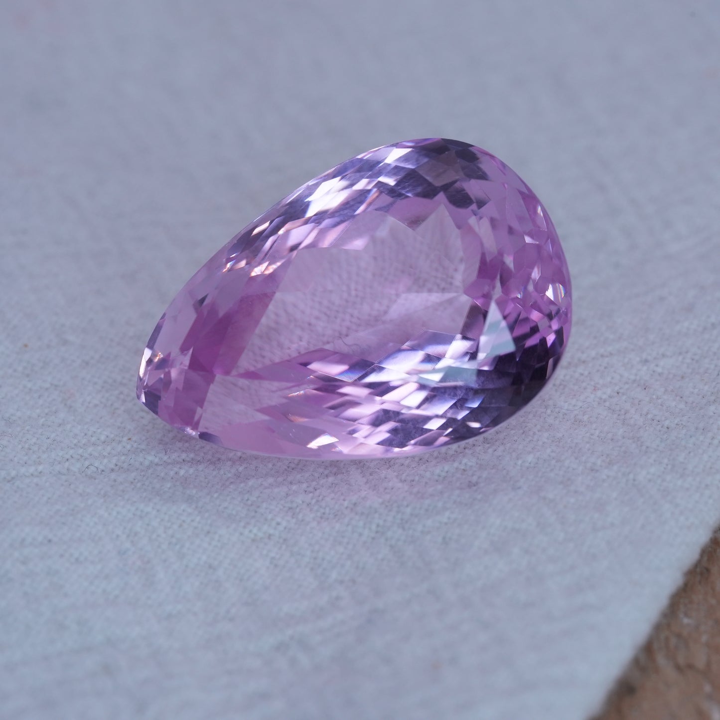 Pink Kunzite 37.26 carat 24.4x16.8mm Pear Cut