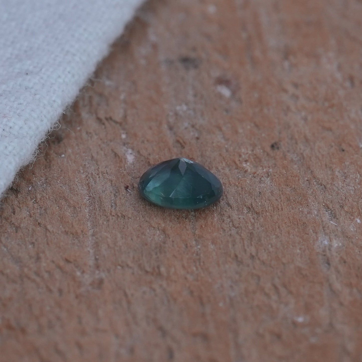 Natural Alexandrite 0.43 carat 5x4mm Oval Cut, Green to Purple Color Change