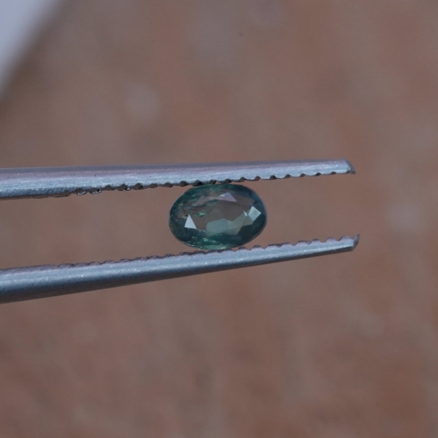0.20 carat Natural Alexandrite 4.0x2.65mm Oval Cut, Green to Purple Color Change