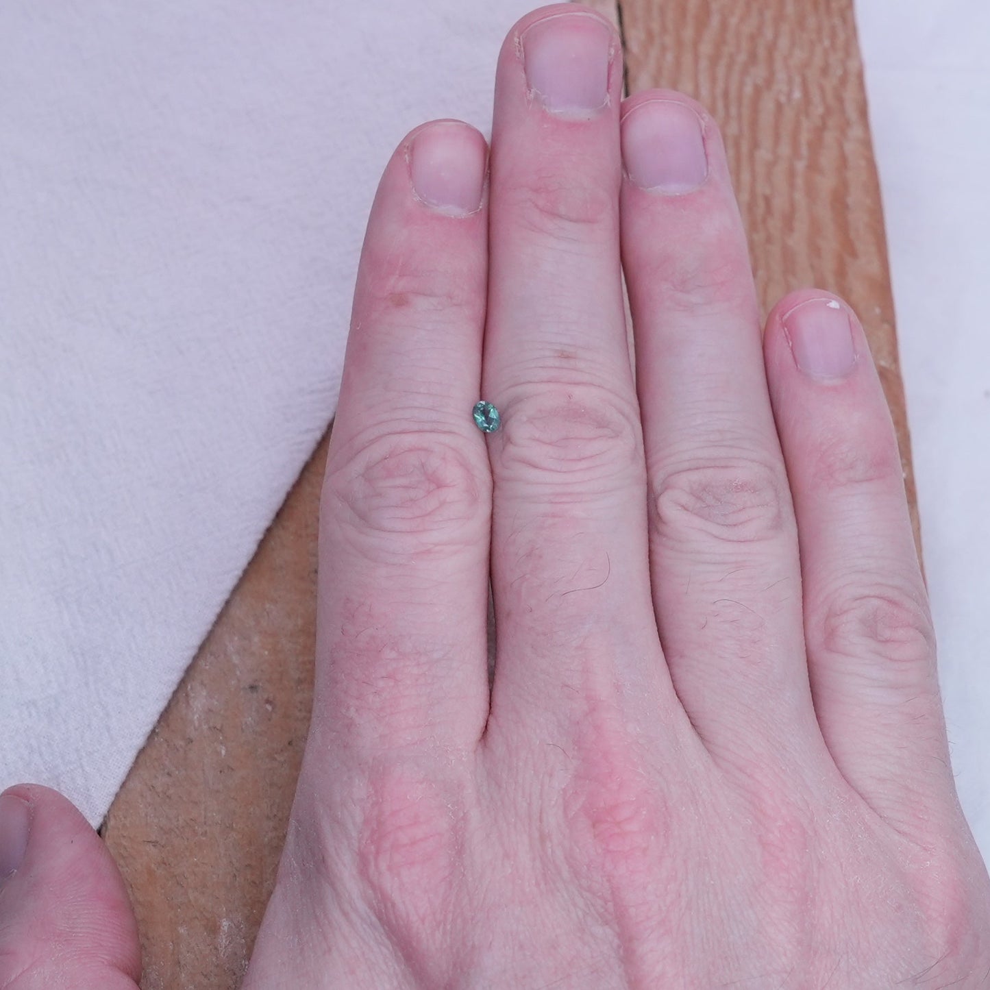 Natural Alexandrite 0.25 carat 4.15x3.15mm Oval Cut, Green to Purple Color Change