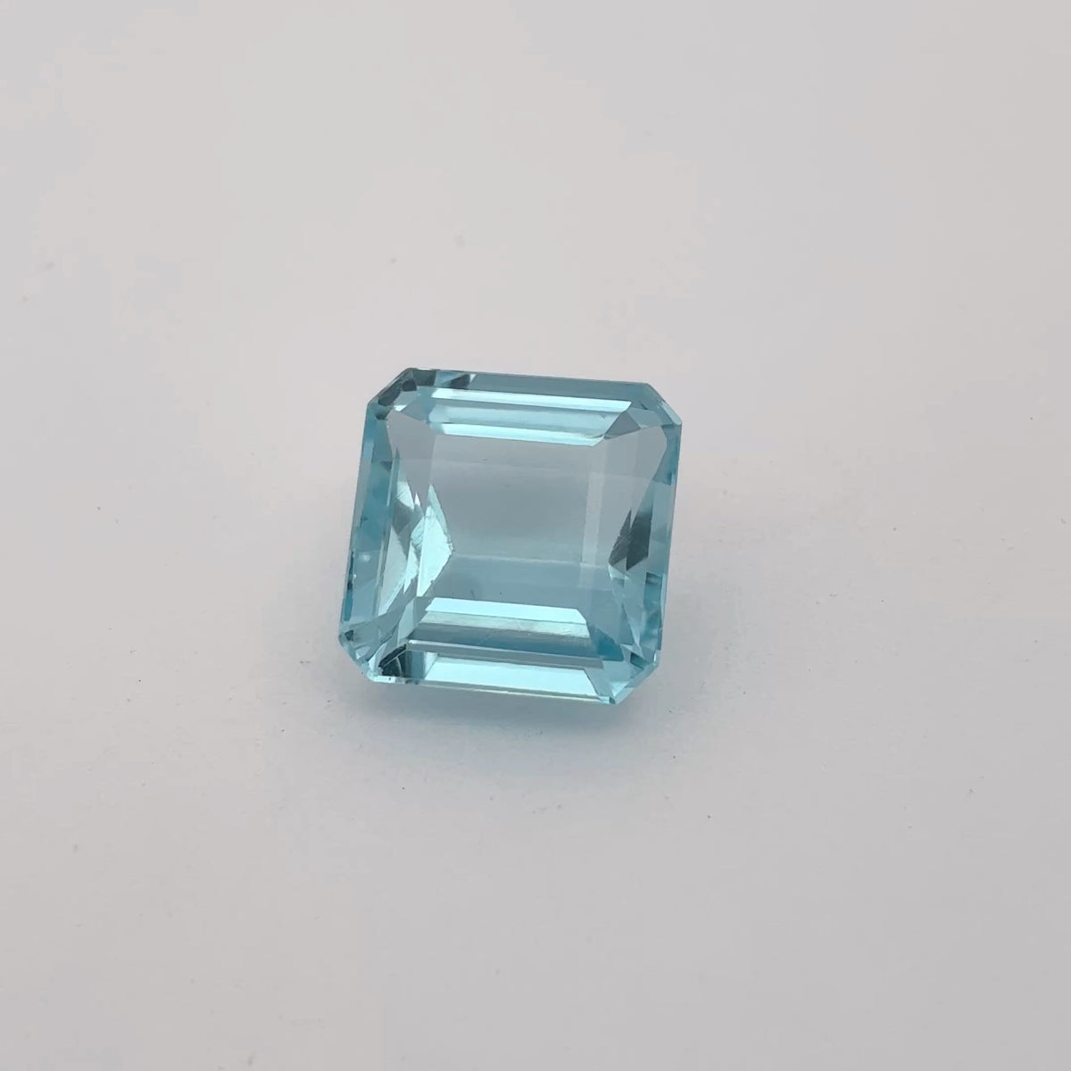5.63 carat Aquamarine, Approx. 10.5mm Square