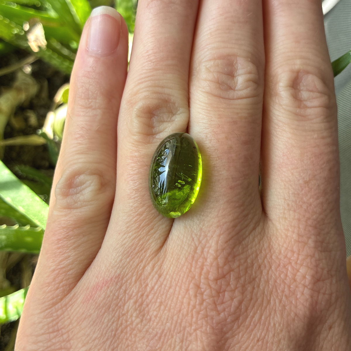 16.73 carat Peridot, 18.5x11.2mm Oval Cabochon