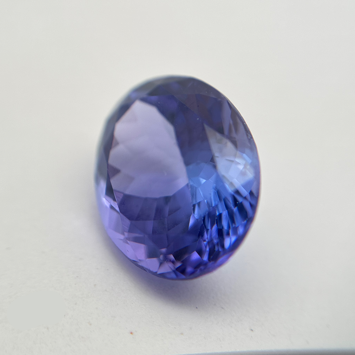 3.96 carat Violet Tanzanite, 11x8.8mm