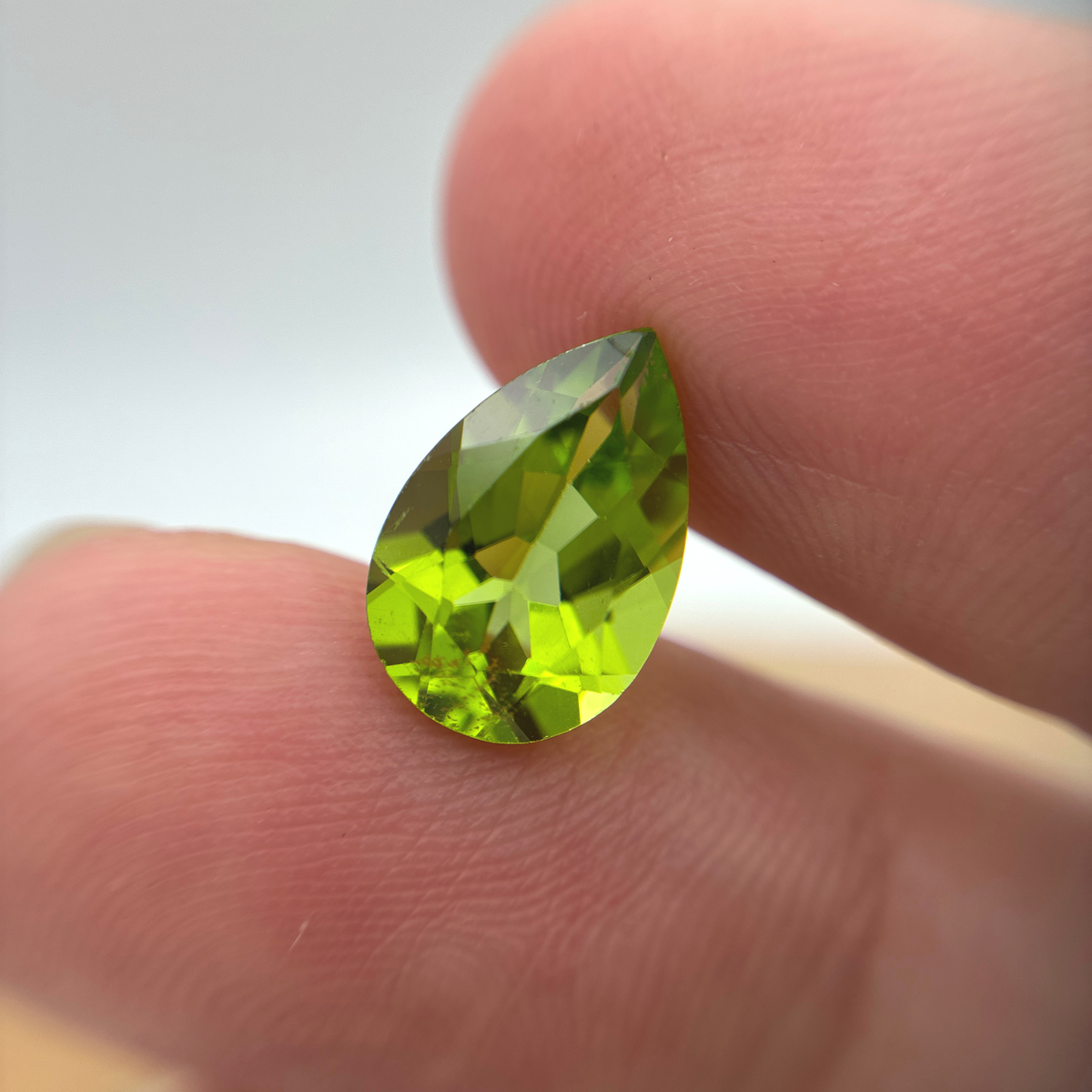 12x8mm Pear cut Peridot, 3.31 carats