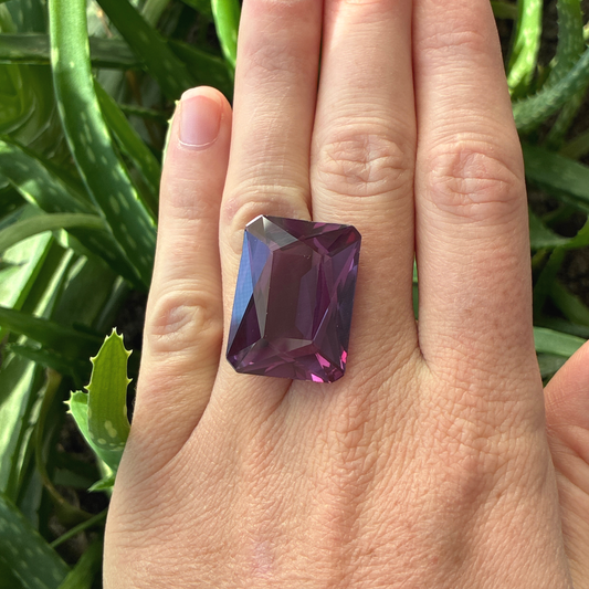 48 carat Reddish Purple Lab Sapphire, 25.7x19.3mm Rectangle cut