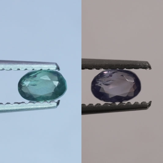 0.20 carat Natural Alexandrite 4.0x2.65mm Oval Cut, Green to Purple Color Change