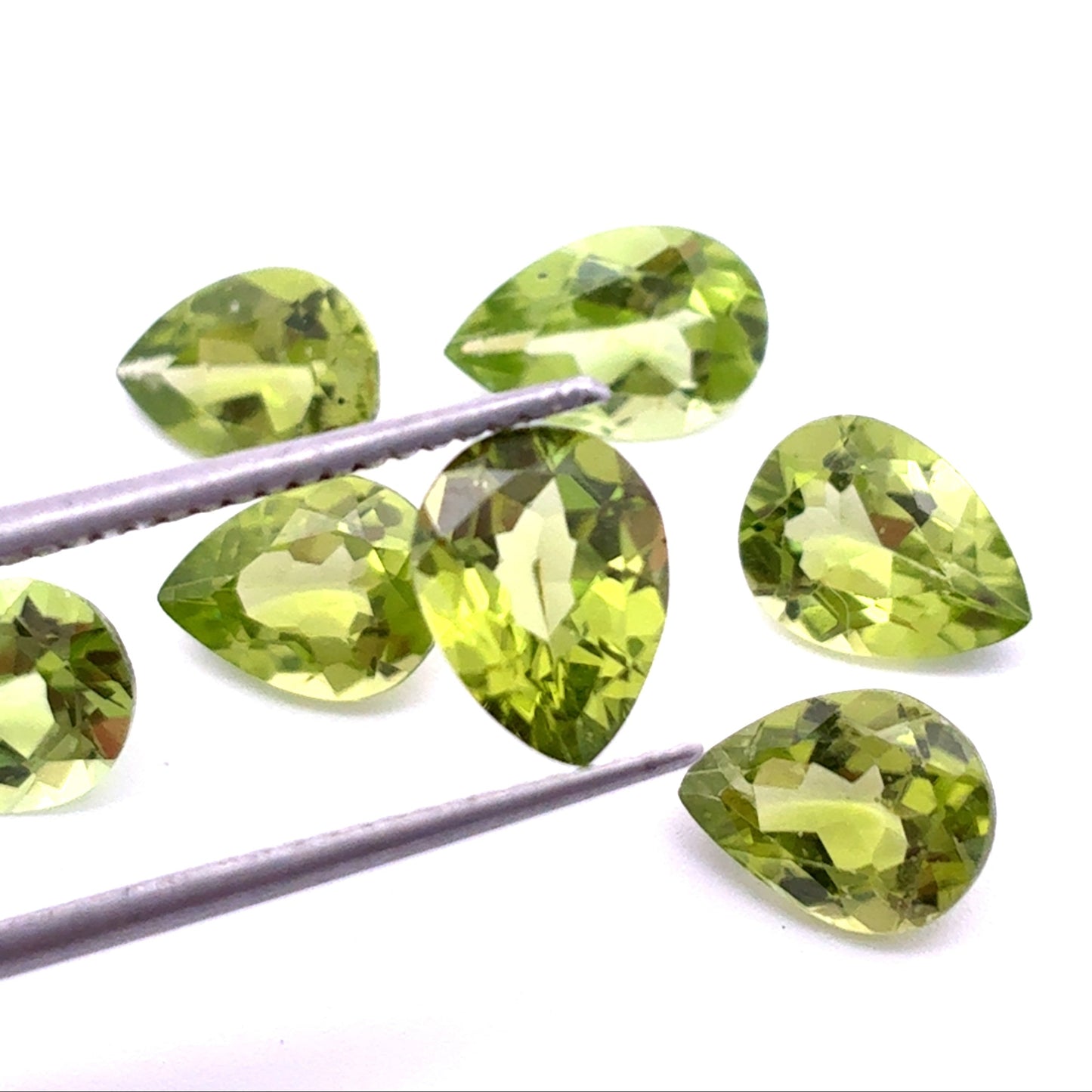 One 8x6mm Green Peridot Pear Cut 1 carat