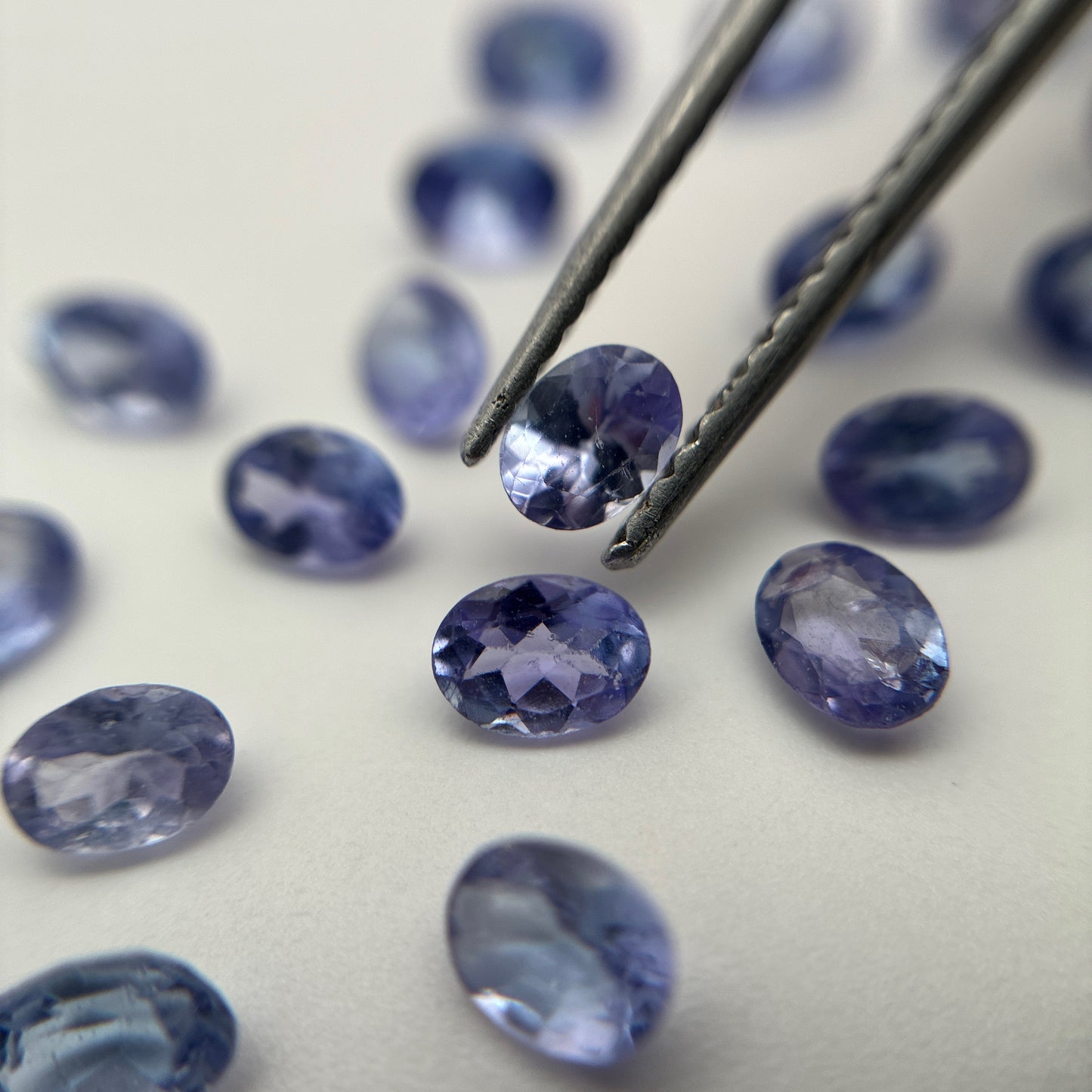 One 4x3mm Tanzanite Oval Cut