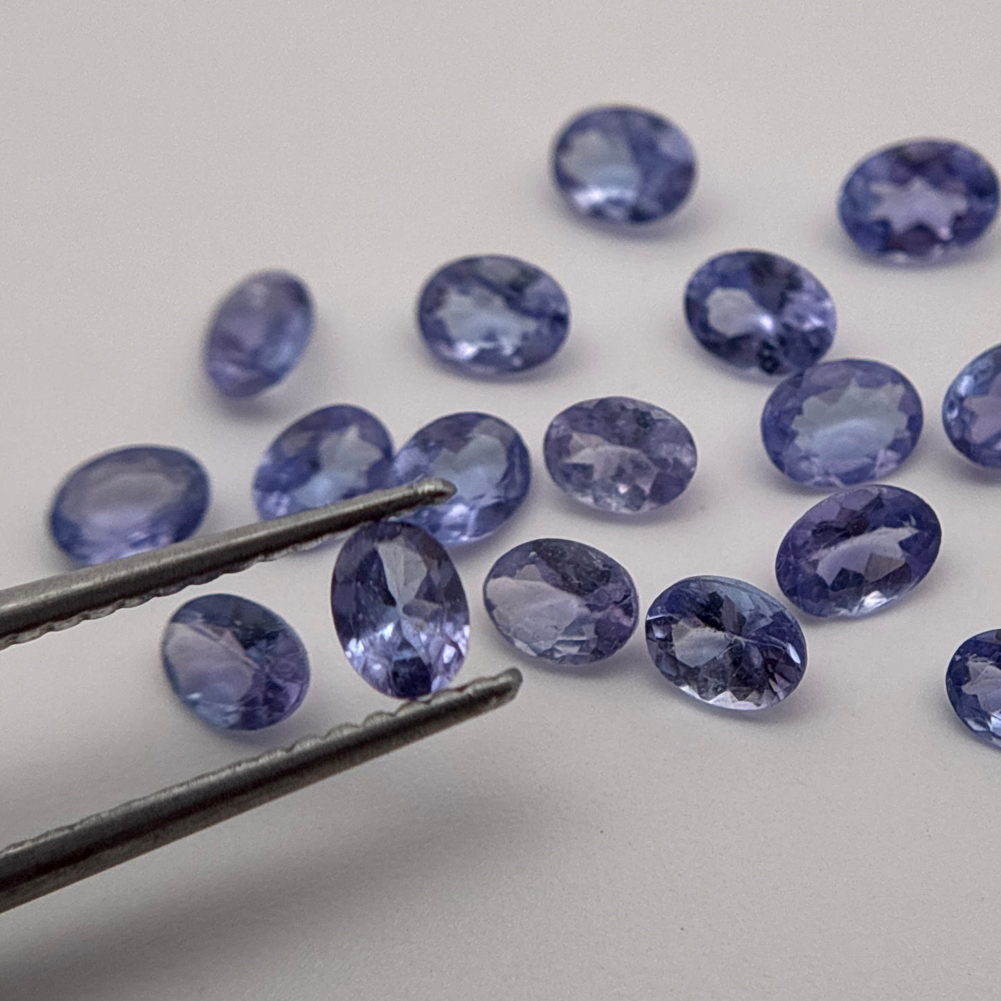 One 4x3mm Tanzanite Oval Cut