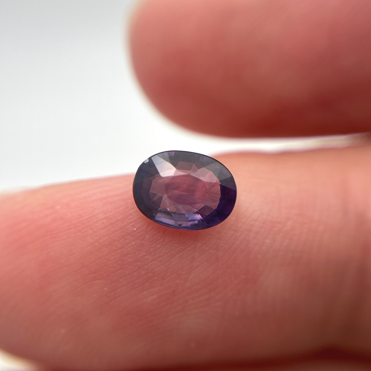 0.83 carat Purple Sapphire, 6.7x5mm Oval cut Natural Gemstone