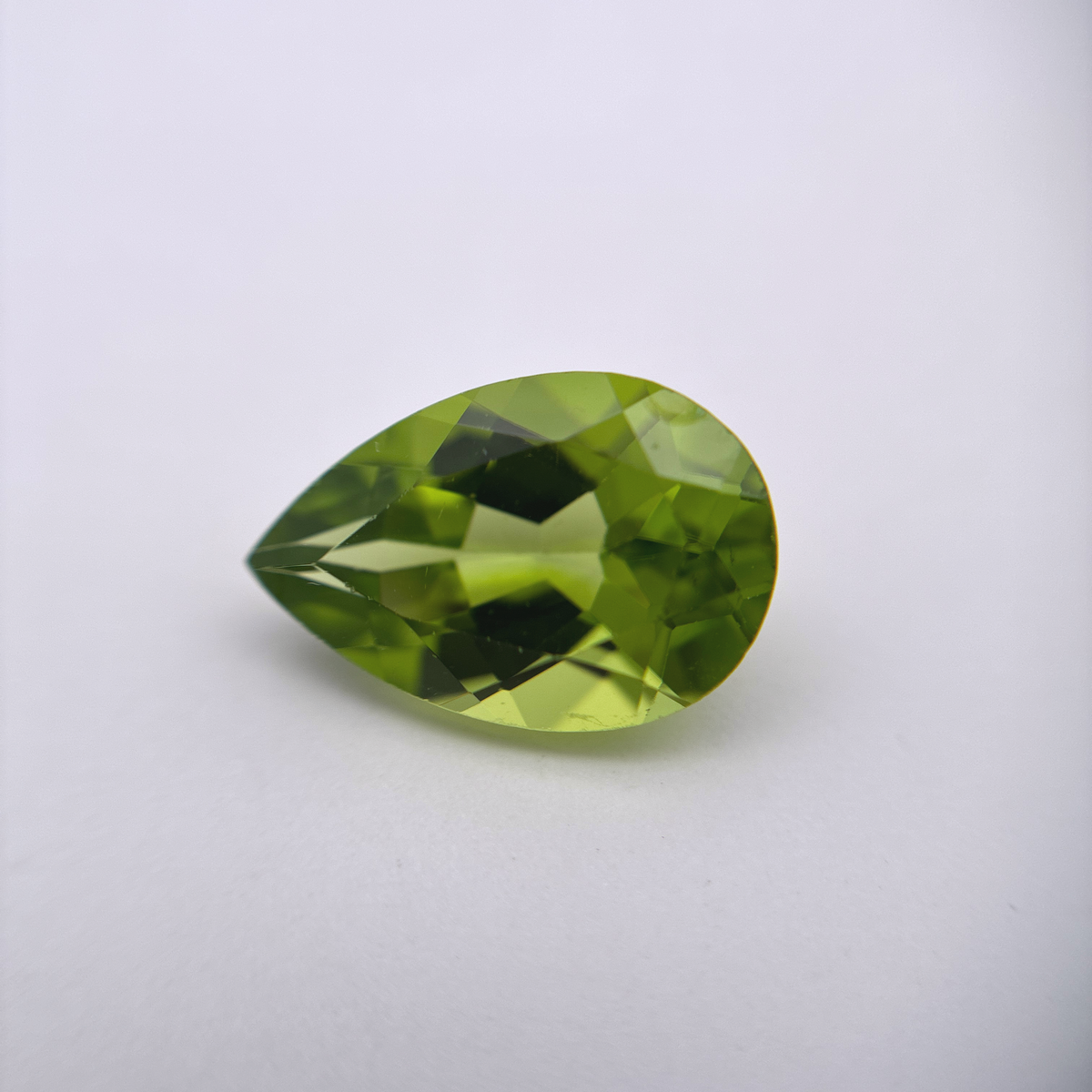 12x8mm Pear cut Peridot, 3.31 carats