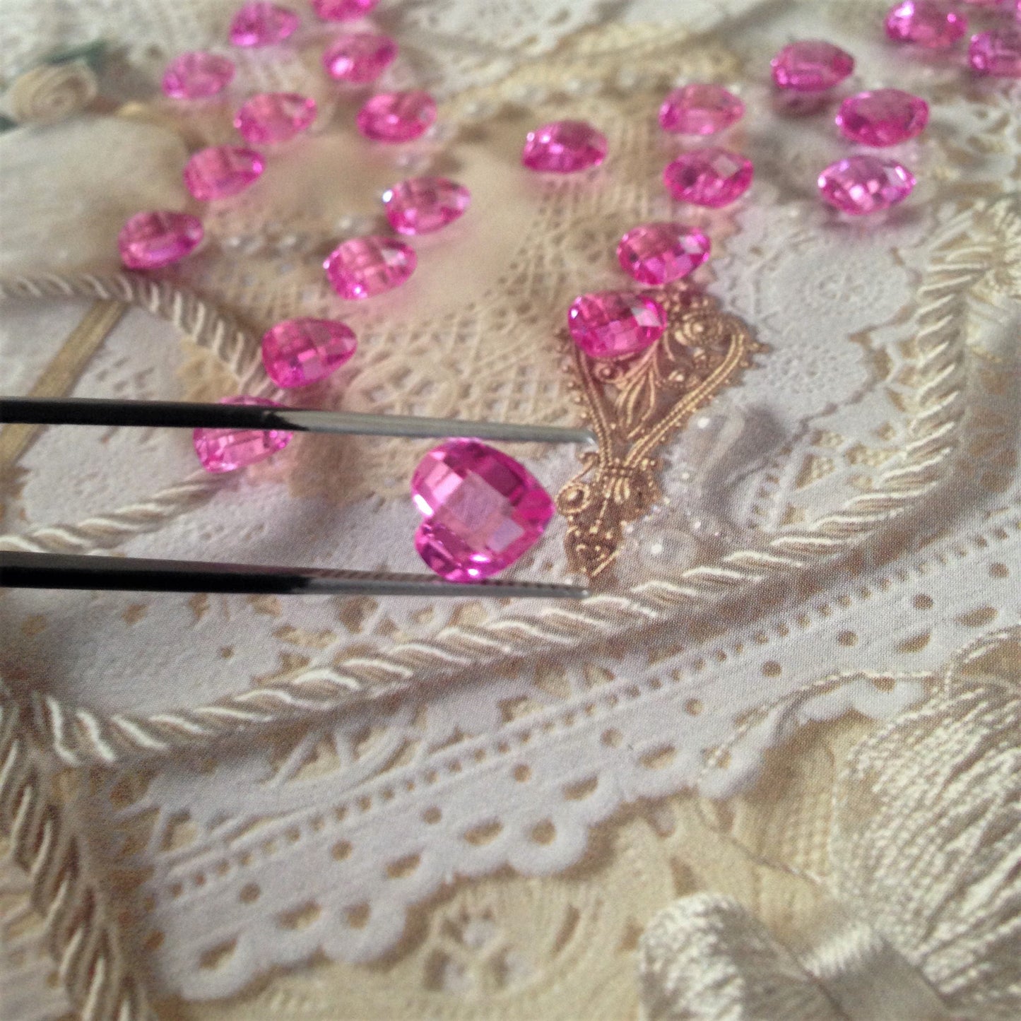 8x8mm 2.4 cts Synthetic Pink Sapphire Double Rose Cut Heart gemstones loose unmounted for gold jewelry making design man made lab grown