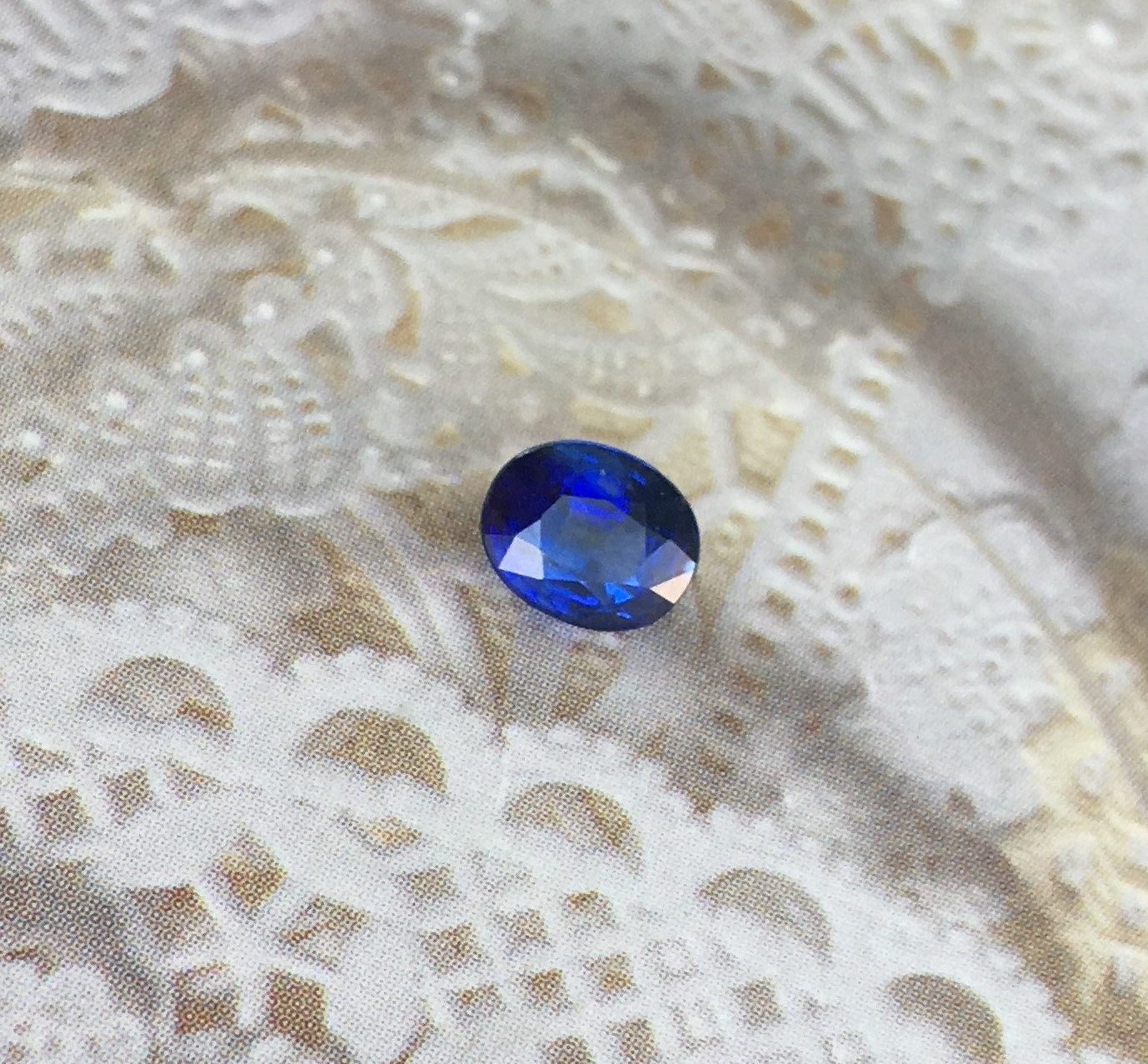 Certified Natural Royal Blue Sapphire 6.49x5.25m Oval Corundum Wholesale Gem 1 carat Eye Clean Faceted Loose Unmounted Appraised Gemstone