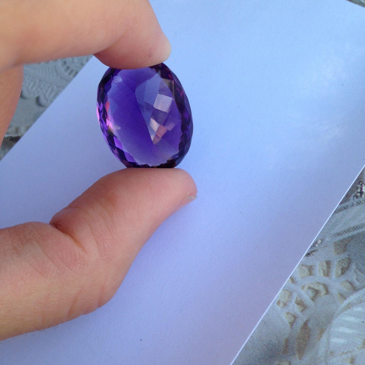 Beautiful 35.7 Carat 24.5x18.5mm Oval Deep Purple Amethyst Nice Loose Gem Wholesale Gemstone Faceted For Gold Jewelry February Birthstone