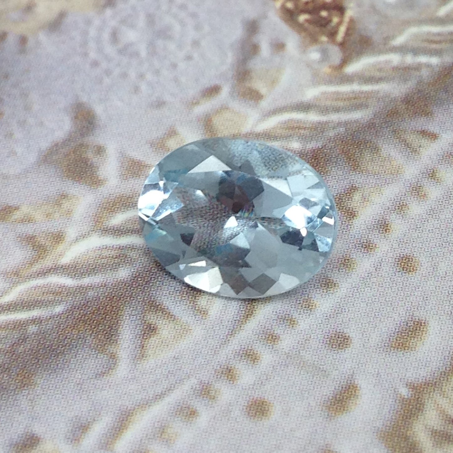 10x8mm Natural Sky-Blue Aquamarine 2.22 carats Light Blue Oval Cut March Birthstone, Wholesale Faceted Gem