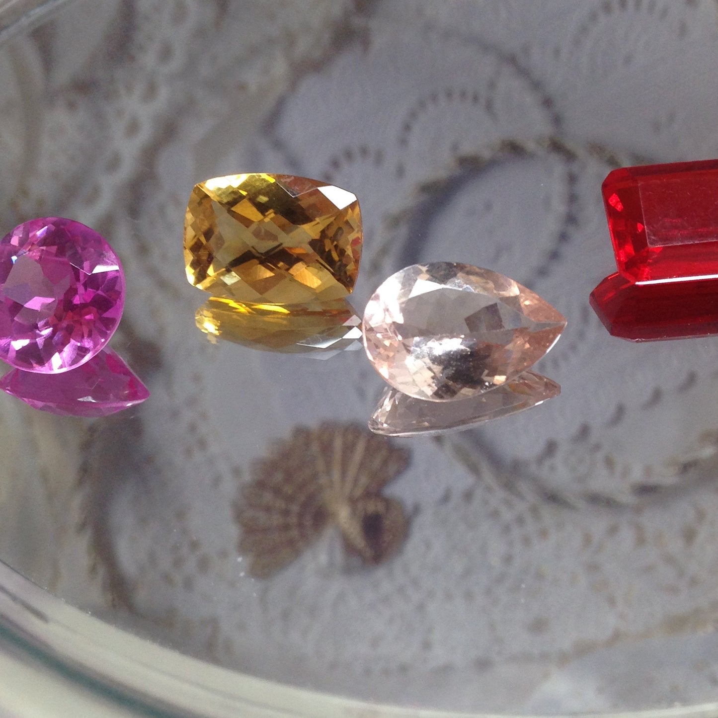 4.43 carat Peach Morganite 15x10.3mm Pear Cut Unmounted Gemstone