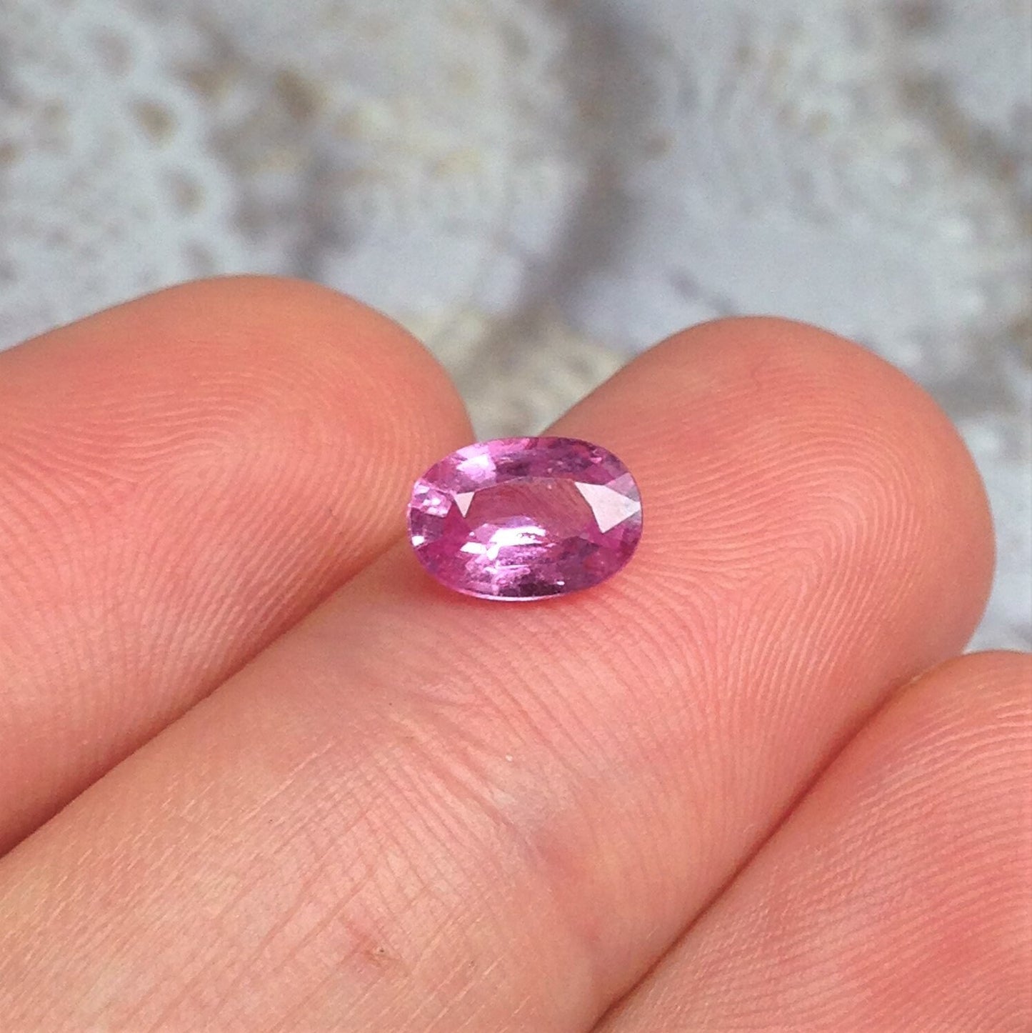 7x5mm Natural Pink Sapphire 0.96 Carats Oval Cut Faceted Loose Gemstone