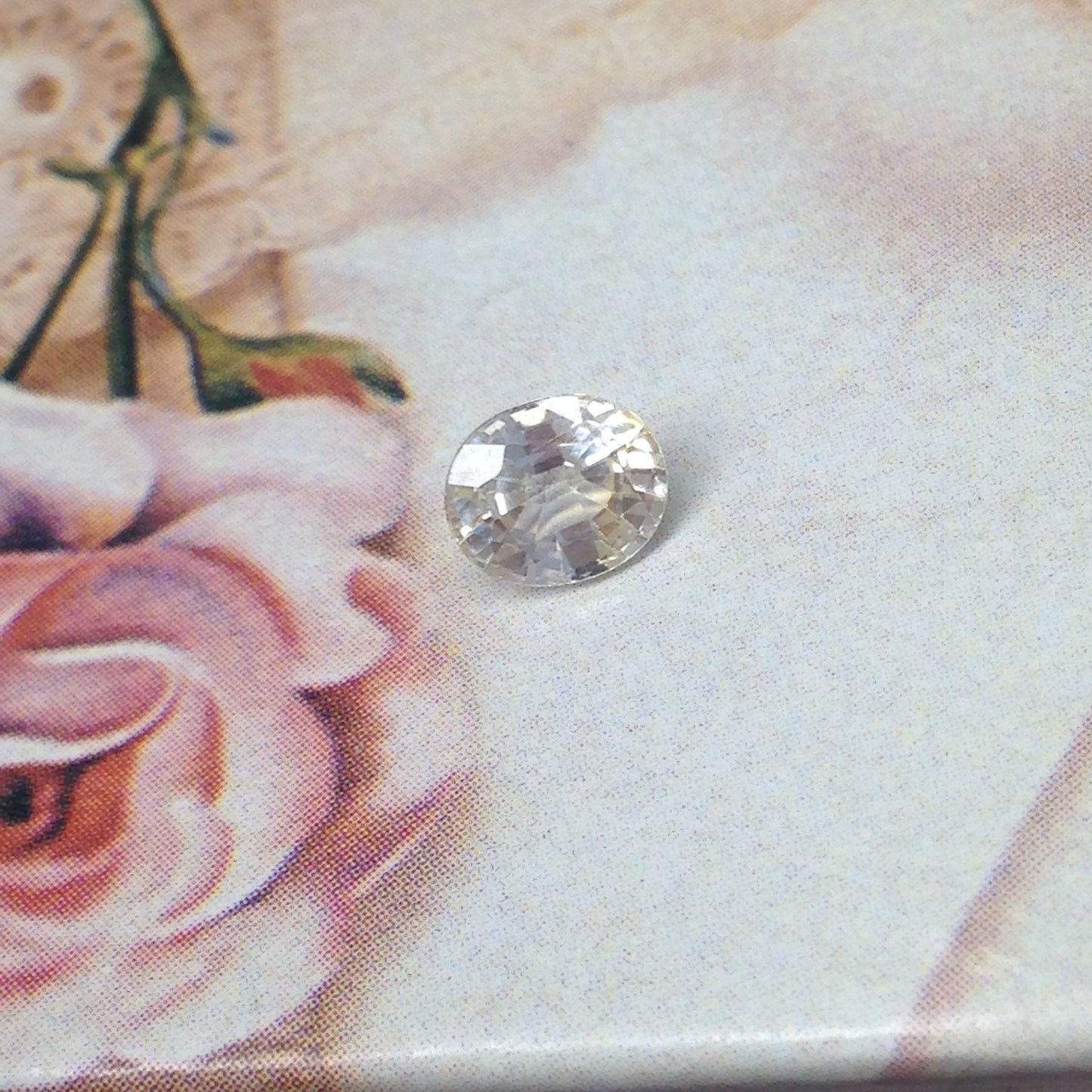 Natural Light Yellow Sapphire 1.11 cts 6.4x5.4mm Oval Corundum Gem Faceted Loose Unmounted Gemstone Probably No Heat 6x5mm