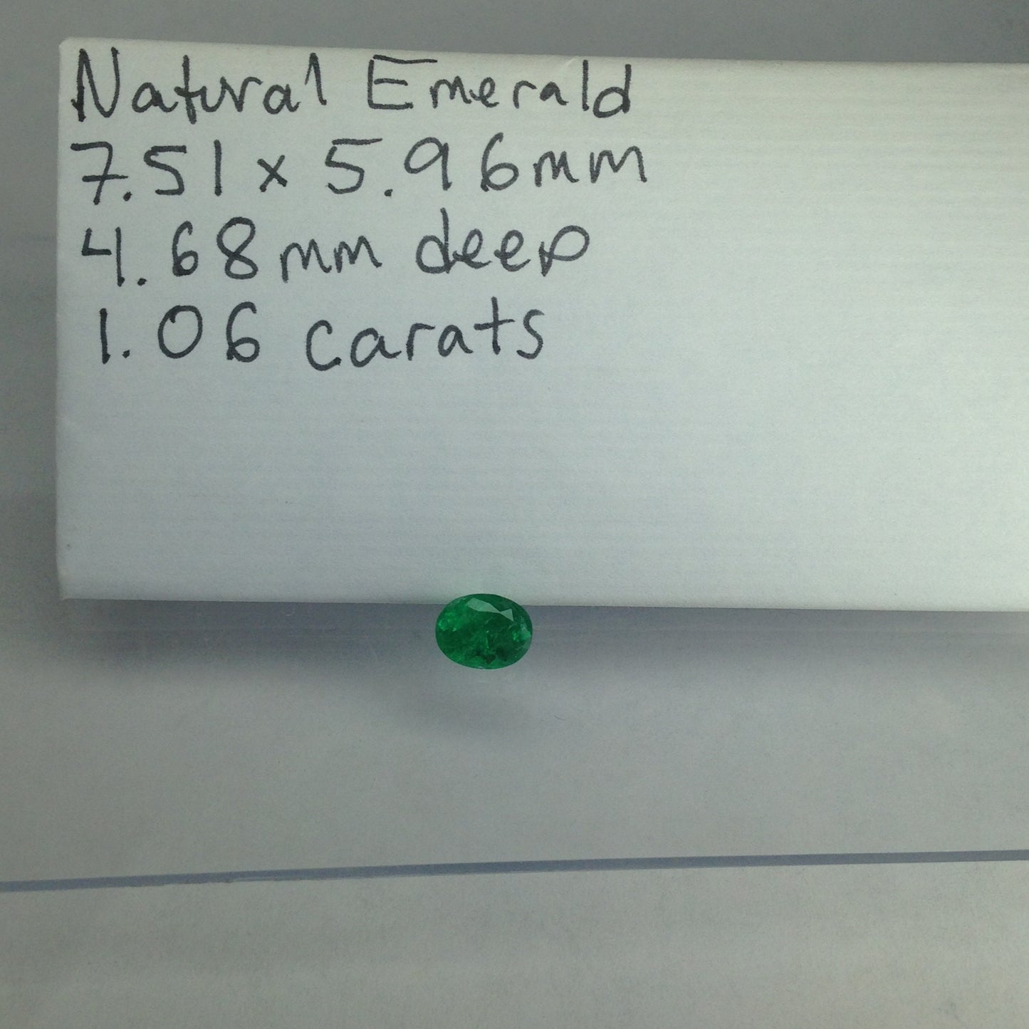 1.06 cts Natural Emerald 7.51x5.96 millimeter mm Oval Cut Faceted Gem Precious Gemstone Wholesale Gem Real Beryl Green Nice Loose Unmounted