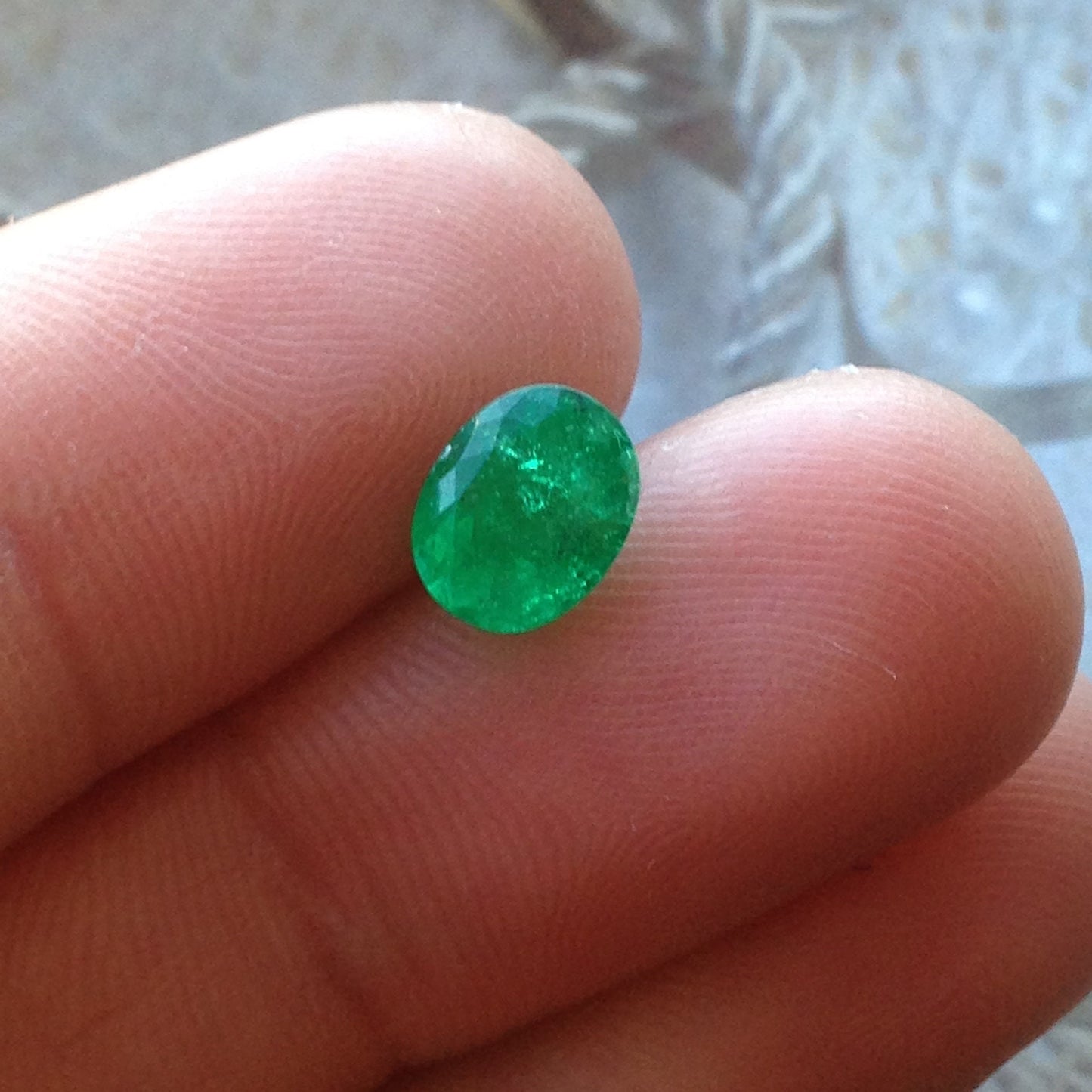 1.06 cts Natural Emerald 7.51x5.96 millimeter mm Oval Cut Faceted Gem Precious Gemstone Wholesale Gem Real Beryl Green Nice Loose Unmounted