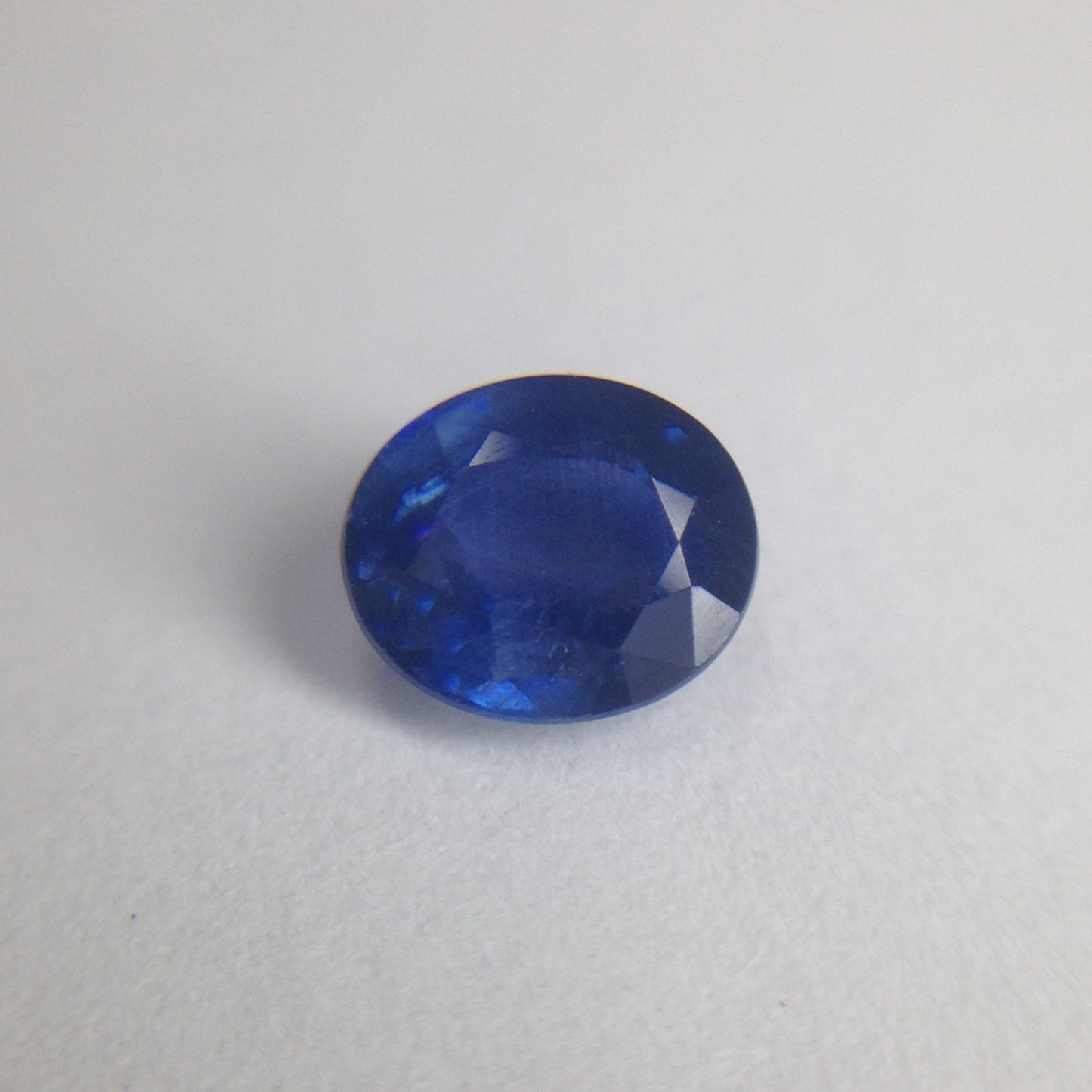 Natural Blue Sapphire 6x5mm Oval 0.88 Carat Corundum Pretty Blue Wholesale Gem Faceted Loose Unmounted Gemstone between 5x6 millimeters