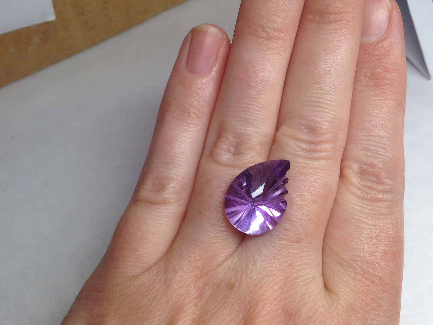 9.13 Carat 18x13 mm Fancy Cut Pear Leaf Purple Amethyst Nice Cut Loose Wholesale Gemstone Faceted February Birthstone Large