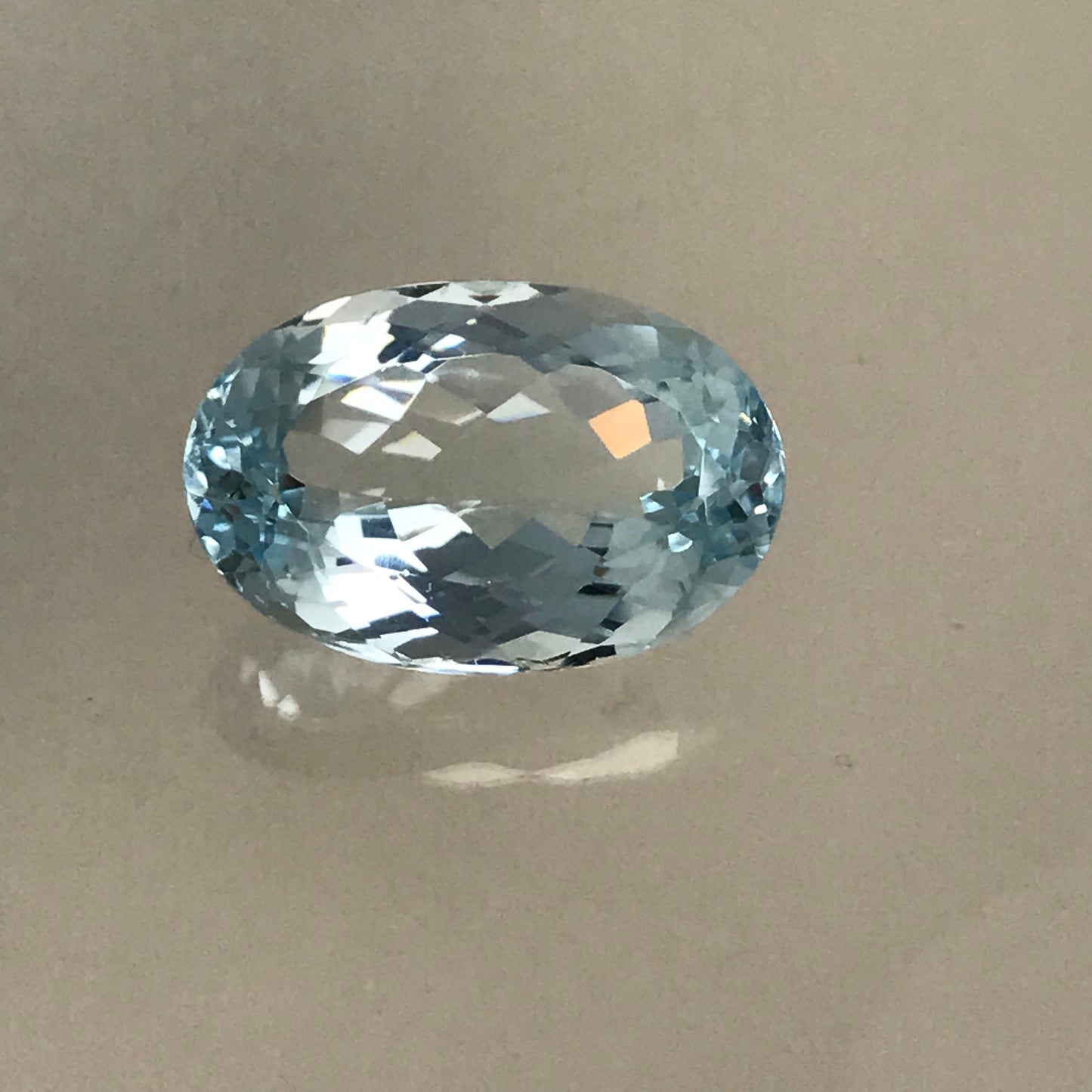 17x11mm Natural Aquamarine 8.64 carats Light Blue Oval Cut Loose Gem Faceted Gemstone Large March Birthstone