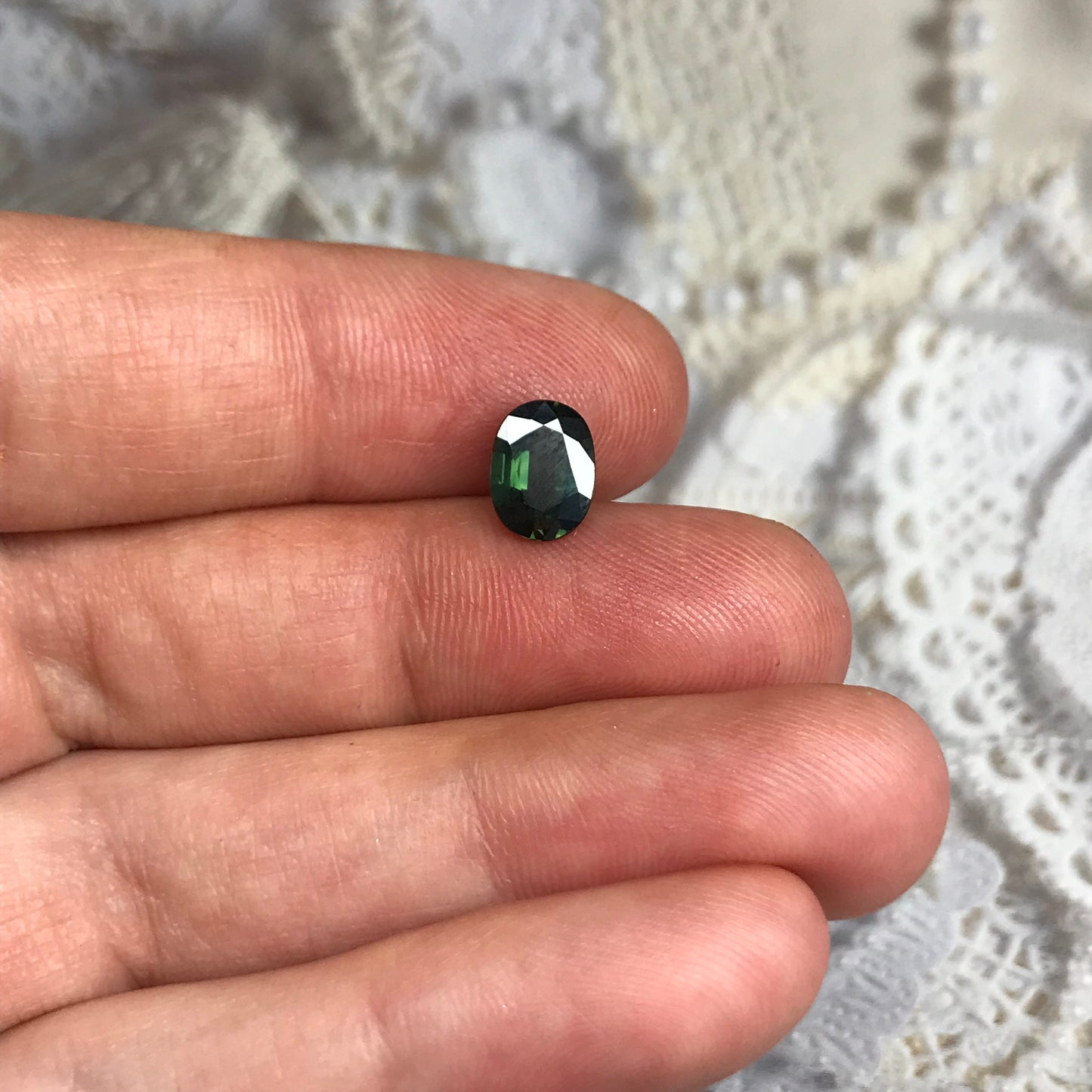 8x6mm Natural Green Sapphire 1.39 Carat, Oval cut Corundum Wholesale Faceted Loose Gemstone