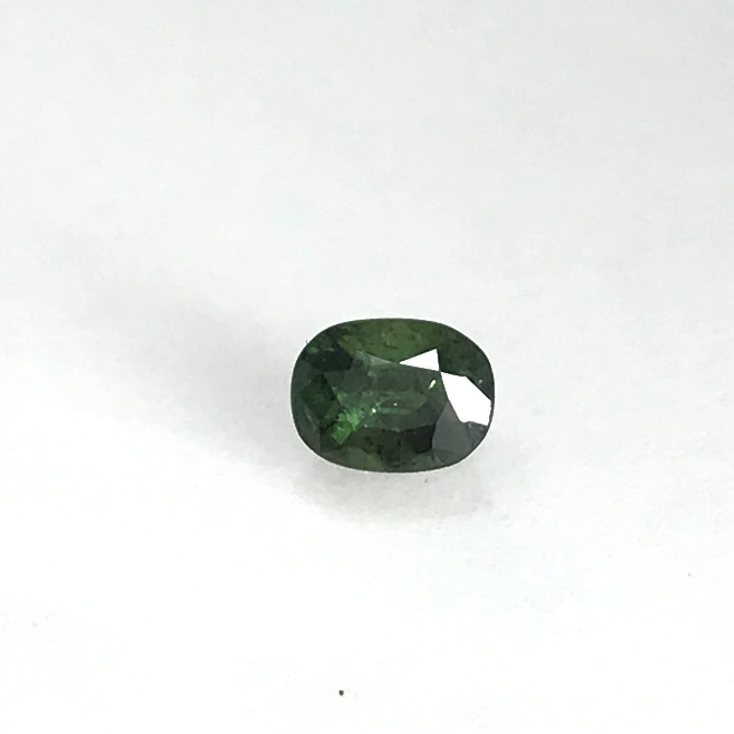 6.5x5mm Natural Green Sapphire Oval Cut Corundum 1.08 carats Faceted Loose