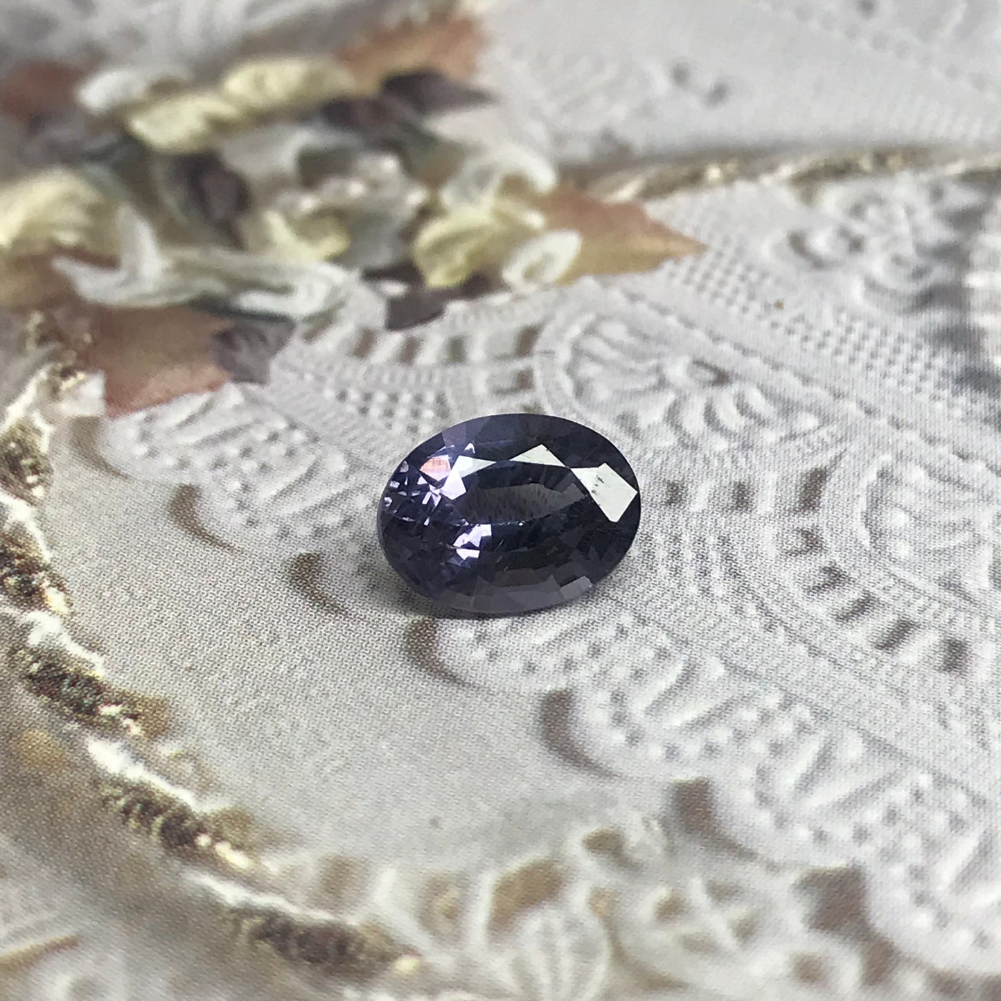 1.82 carat Natural Purple Spinel, Faceted 8.6x6.5mm Oval loose Spinel, loose Gemstone