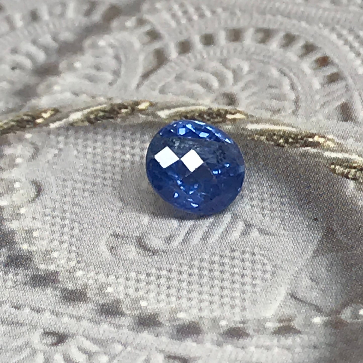 Natural Medium Blue Sapphire 6 mm roval round 1.73 Carats Oval Corundum Gem Faceted Loose Unmounted Gemstone Fancy prob Heat checkerboard ct