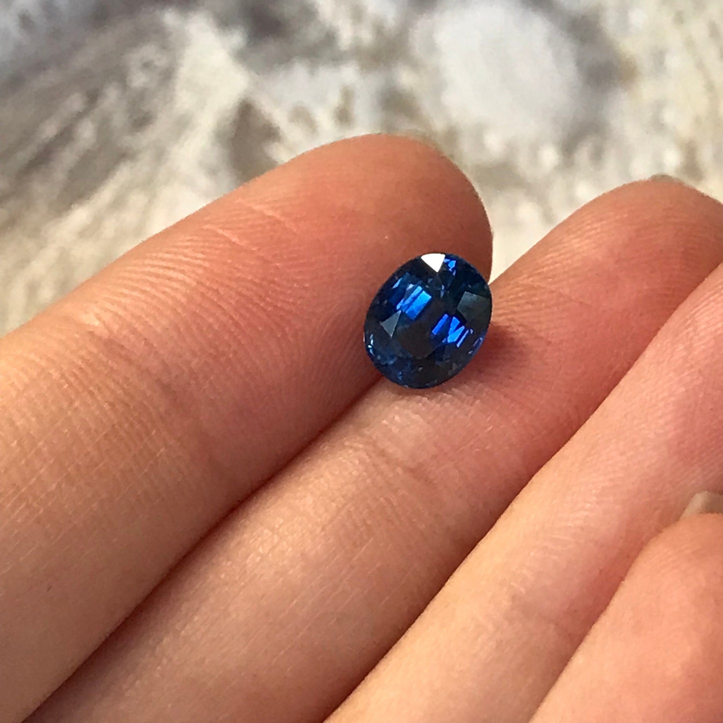 1.90 carat Natural Blue Sapphire 8x6 mm Oval Cut Corundum Faceted Loose Gemstone
