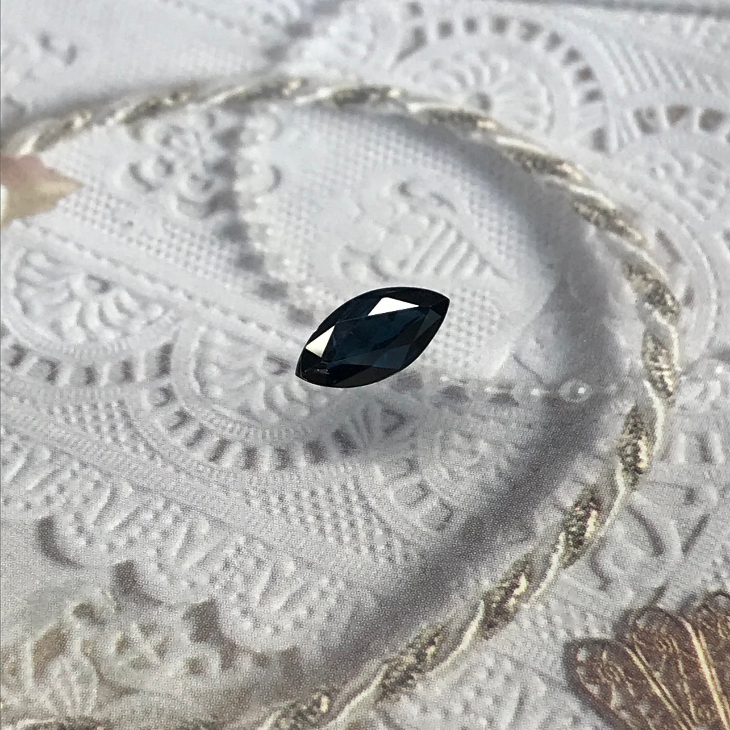 1.29 carat Natural Blue Sapphire Heated 10x5 mm Marquise Cut Corundum Blue