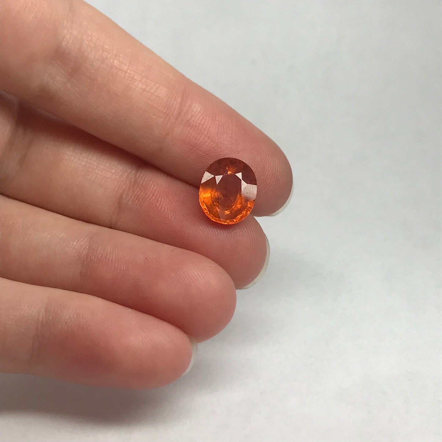 4.88 carat Natural Mandarin Spessartite Garnet 10.7x9mm 0val Wholesale Orange loose gem