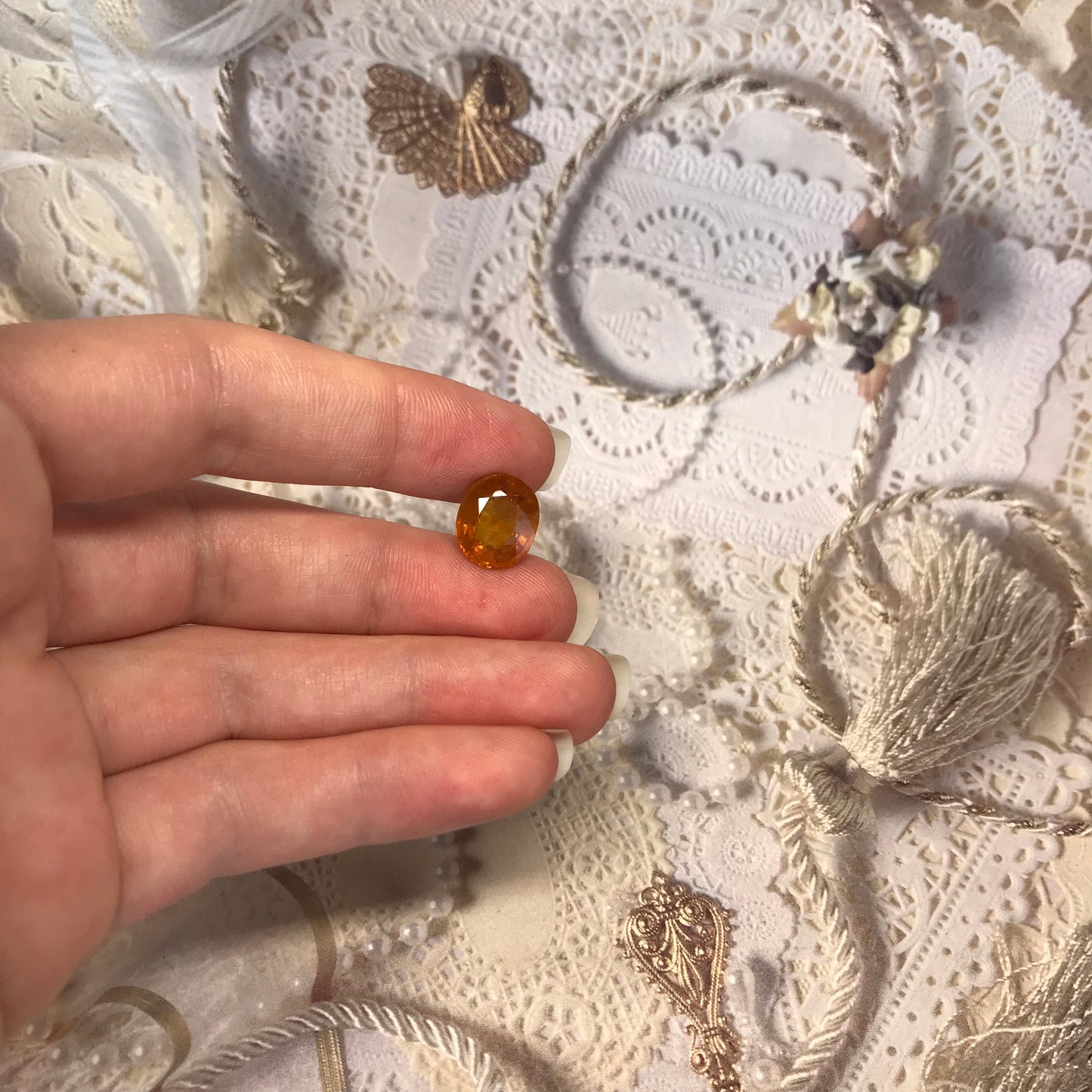 12x10mm Natural Orange Sapphire 6.24 Carats Oval Cut Be Treated Earth Mined Sapphire Corundum Faceted Loose Orange Gemstone,