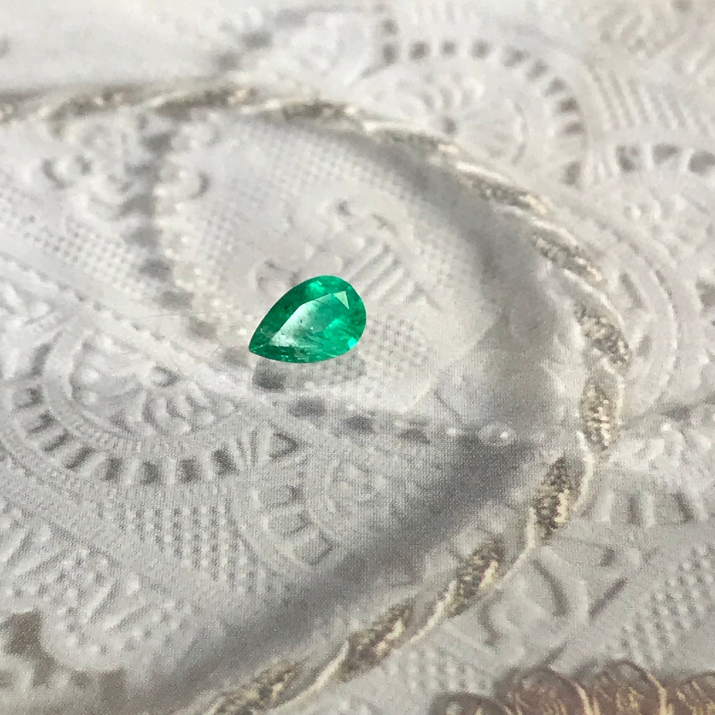 6x4mm Green Emerald mm 0.45 Carats Pear Cut Loose Faceted Gemstone