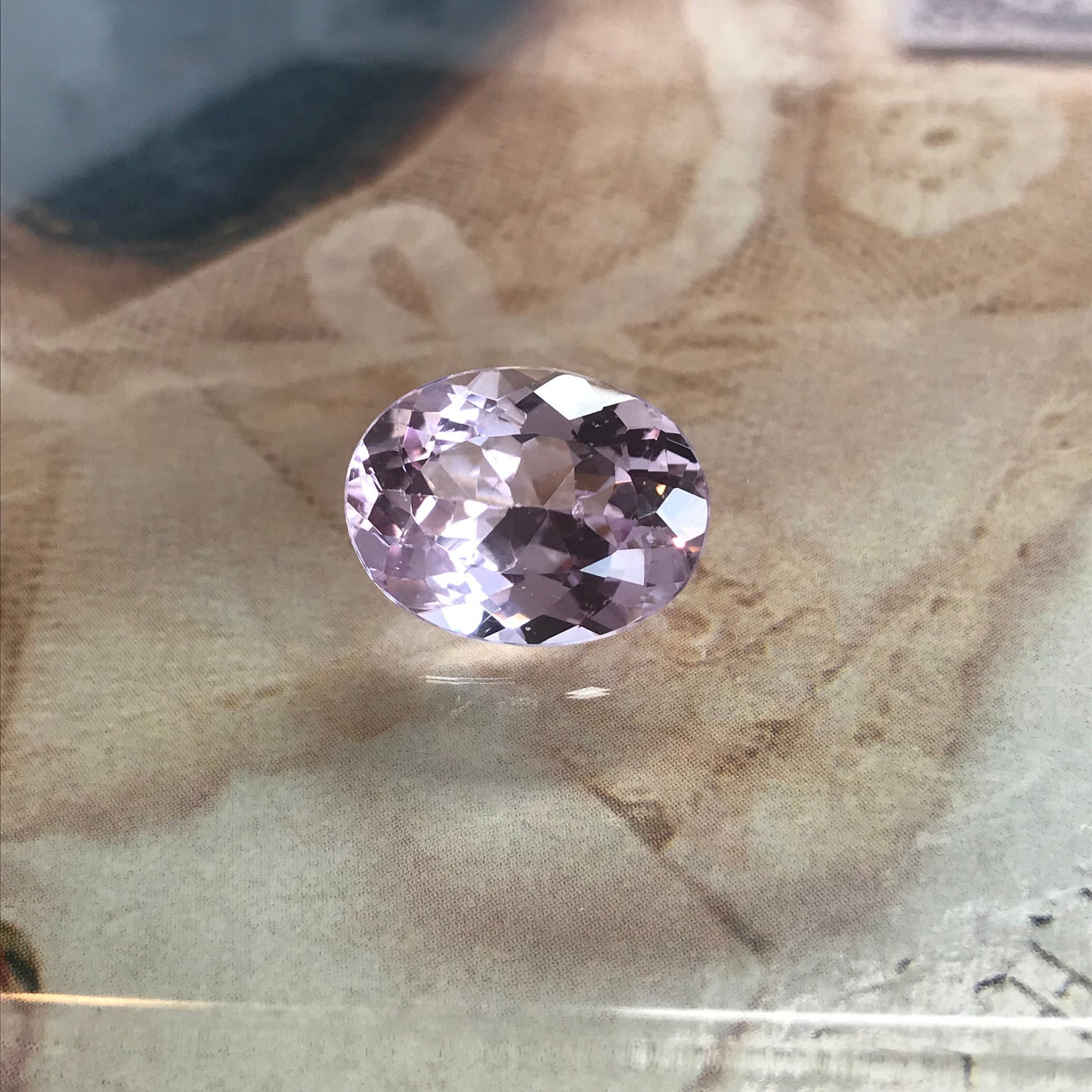 16x12mm Kunzite Spodumene 9.77 Carat Loose Gemstones Oval cut