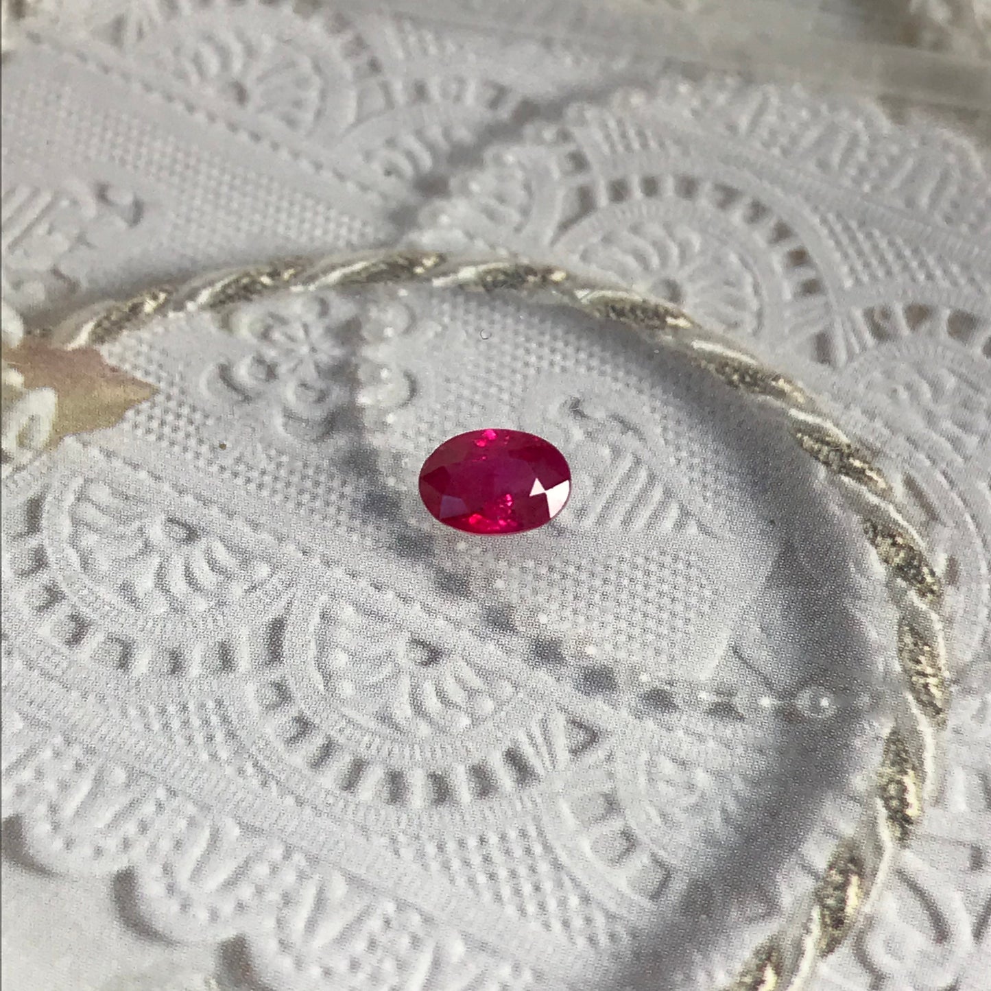 0.89 carat Natural Ruby Heated 7x5mm Oval Cut Loose Faceted Gem