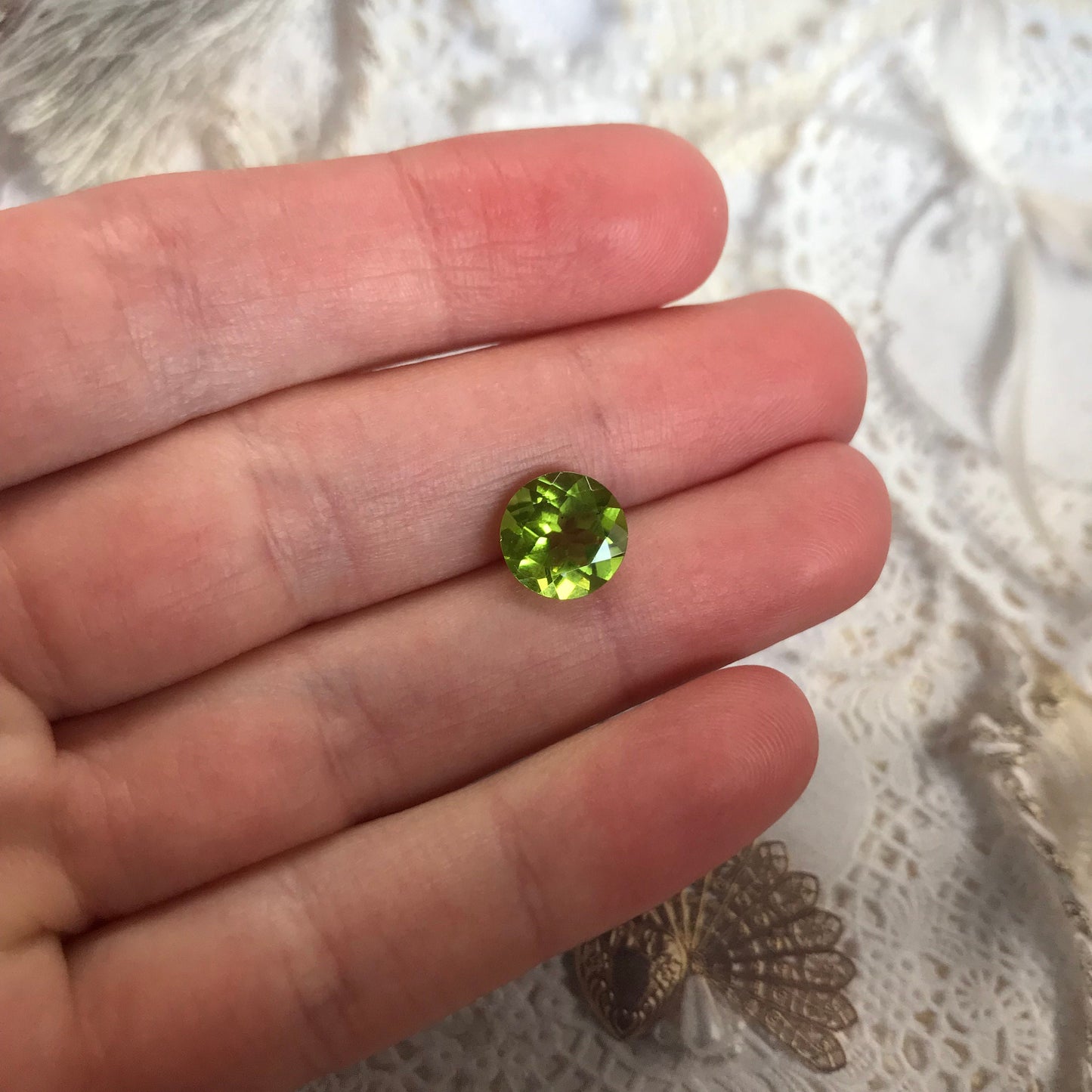 Green Peridot 9mm Round Cut 2.70 carat Loose Natural Gem August Birthstone for Jewelry Making Faceted Unmounted Gemstone, Natural Peridot