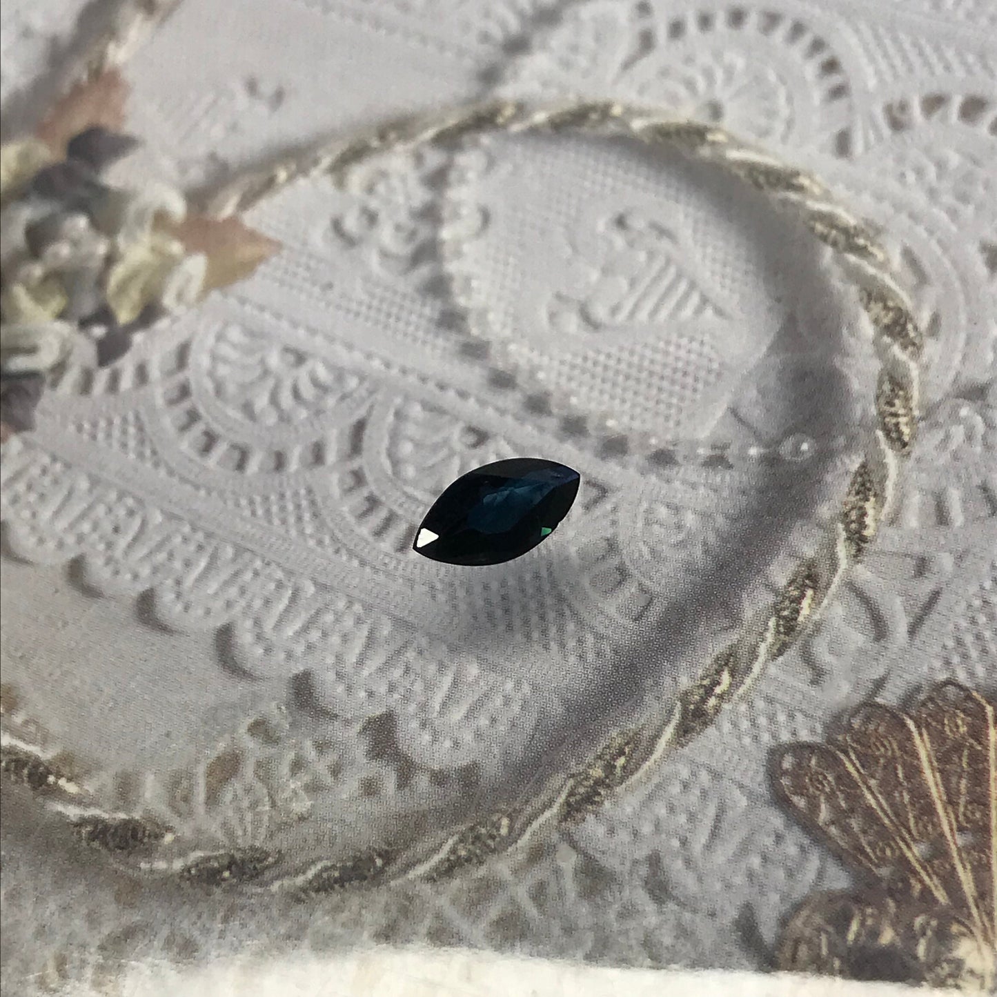 1.29 carat Natural Blue Sapphire Heated 10x5 mm Marquise Cut Corundum Blue