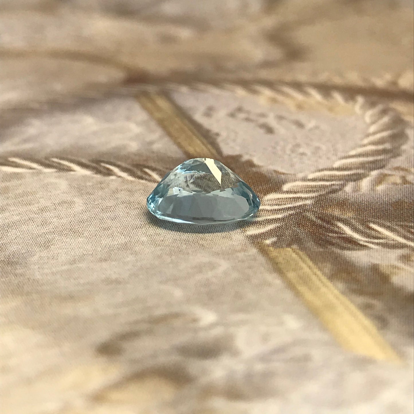 Natural Sky Blue Aquamarine 9x7mm 1.6 carats Light Blue Oval Cut Loose Gem Faceted Gemstone Beryl March Birthstone - 7 x 9 mm Aquamarine