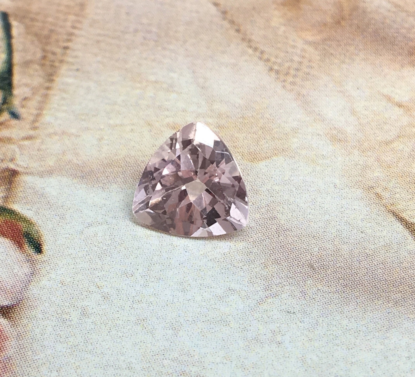 Morganite 8x8mm 1.77 Ct Trillion Cut Salmon Pink Purple Loose Gem Unmounted Gemstone For Engagement Ring Wedding Wholesale Tested Beryl 2 ct