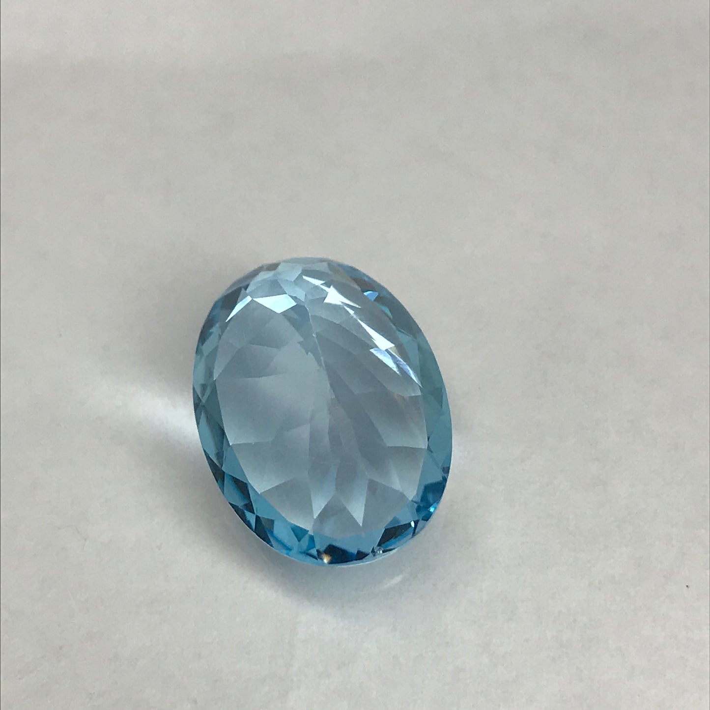 18x13 mm Sky Blue Topaz 15.5 Carat Oval Cut Loose Gem Wholesale Gemstone Nice Faceted Unmounted Aquamarine Substitute US Seller Flowing Gems